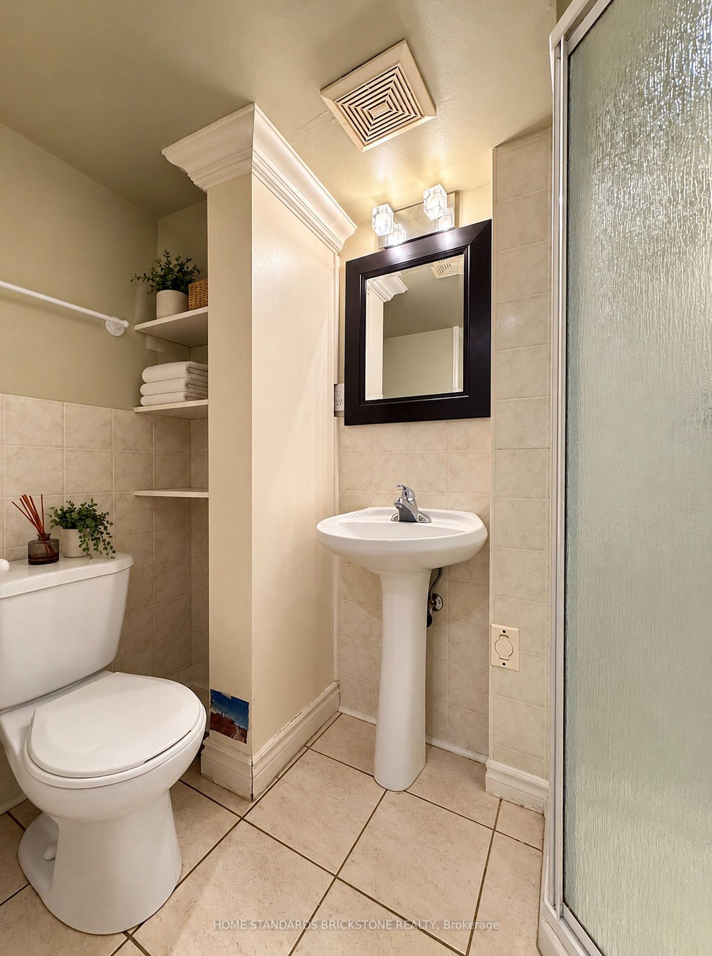 Photo 23 of 171 Brownridge Drive, Vaughan, Brownridge — HOMEH