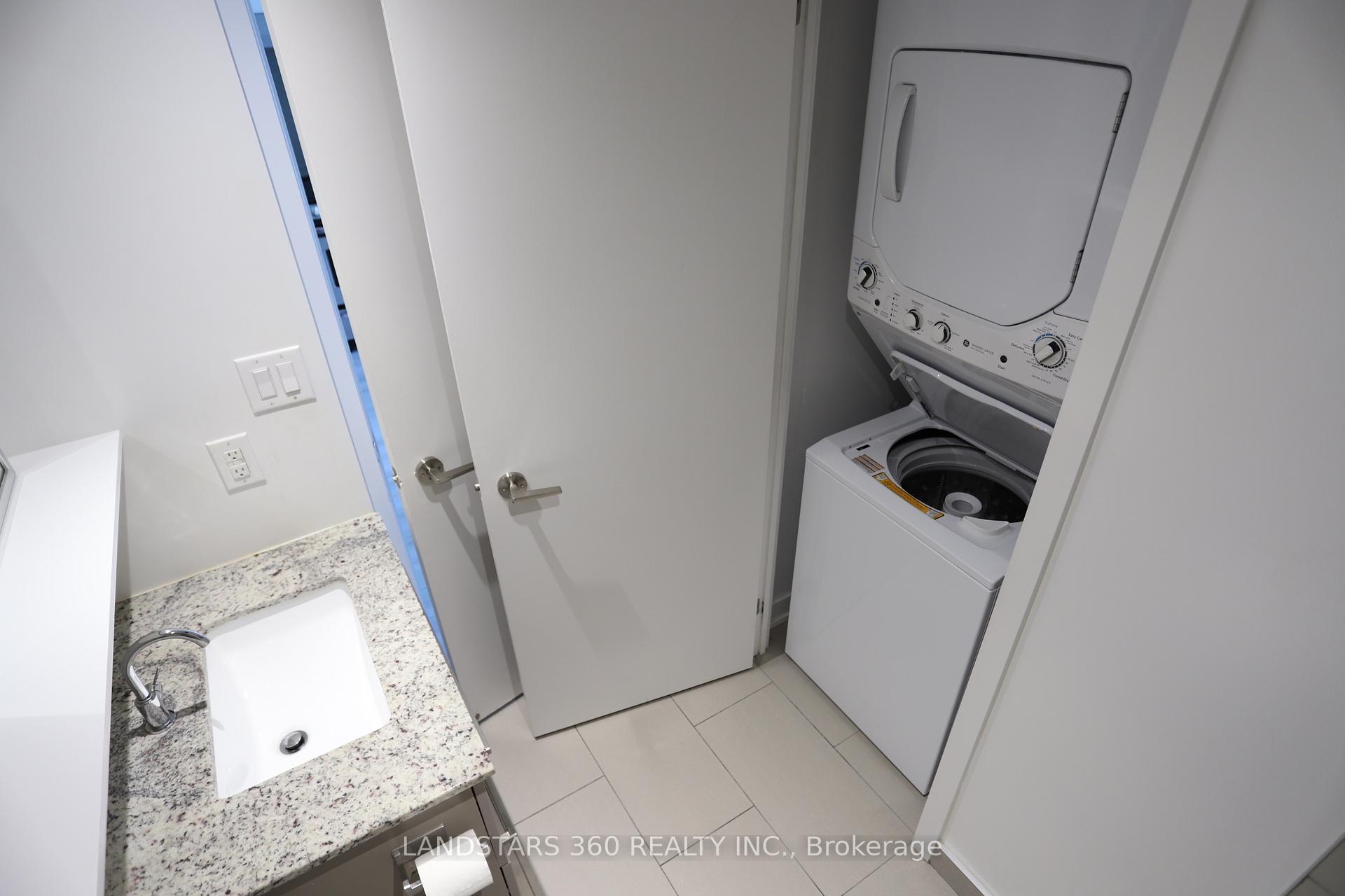 Photo 8 of Unit 421, 160 Flemington Road, North York, Yorkdale-Glen Park — HOMEH