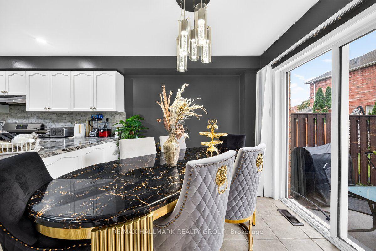 Photo 10 of 3155 Cabano Crescent, Mississauga, Churchill Meadows — HOMEH