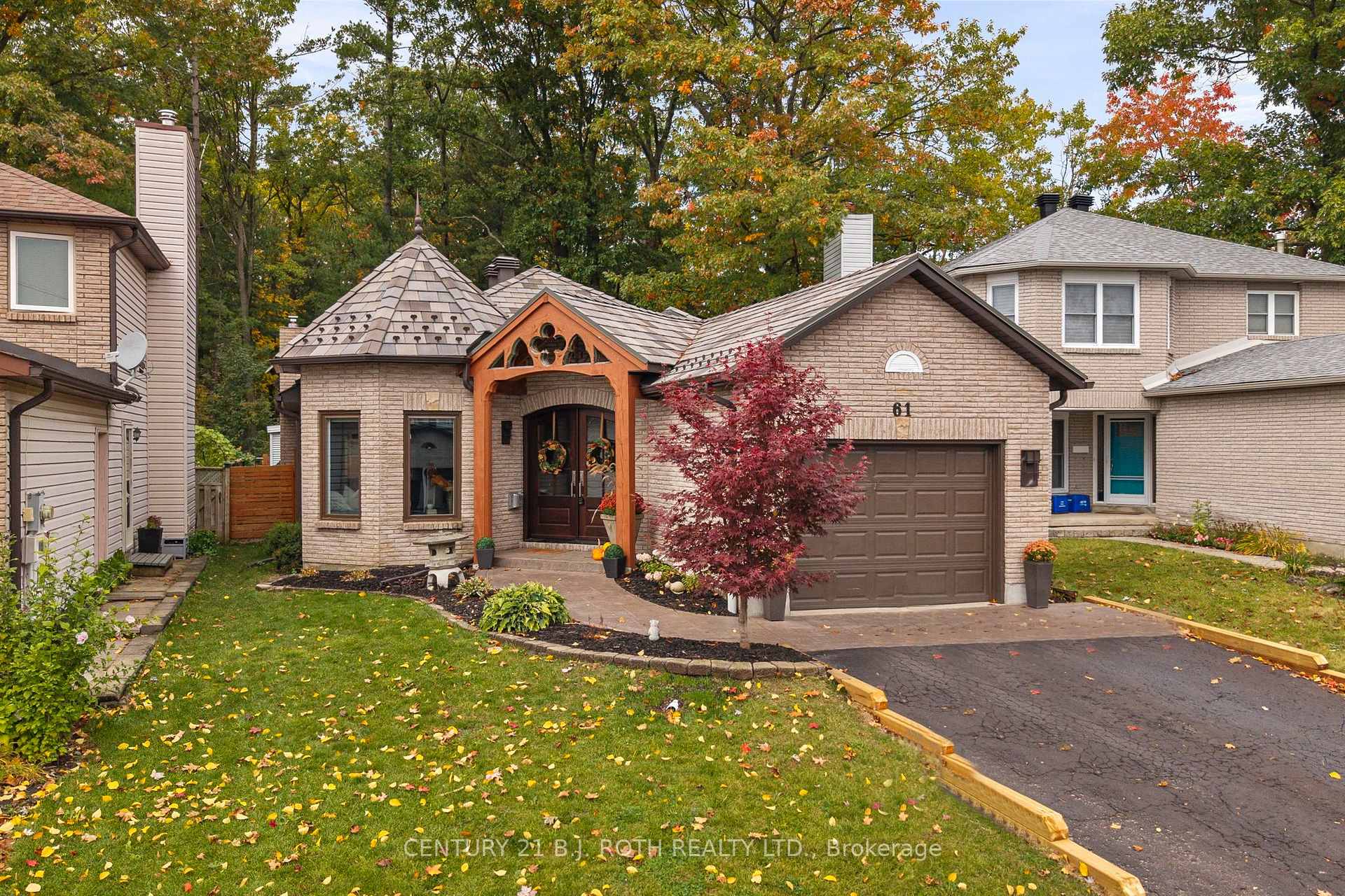 Photo 1 of 61 Orwell Crescent, Barrie, Letitia Heights — HOMEH