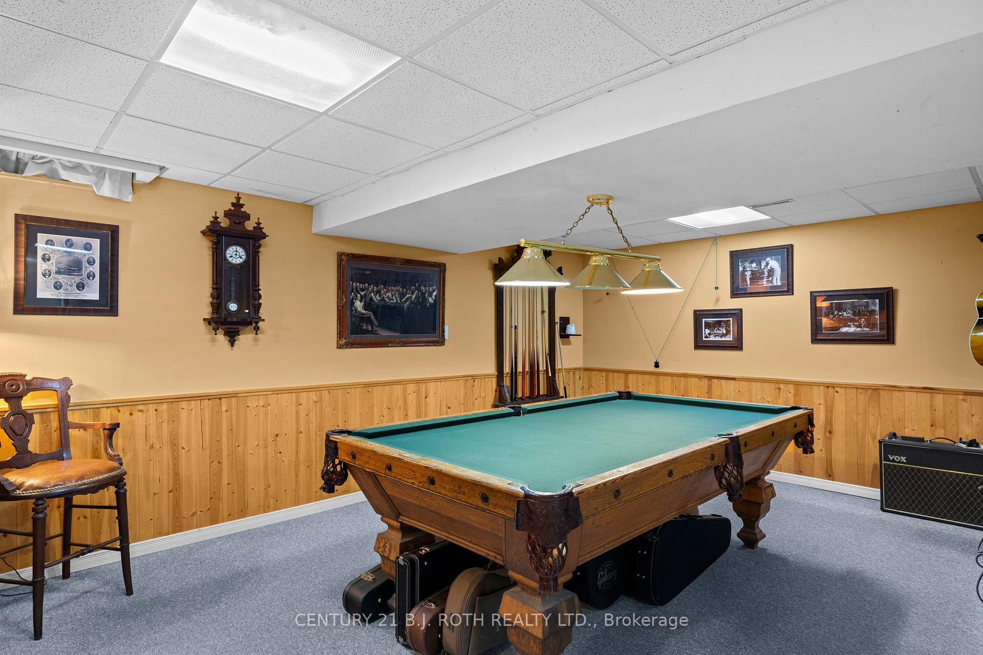 Photo 22 of 61 Orwell Crescent, Barrie, Letitia Heights — HOMEH