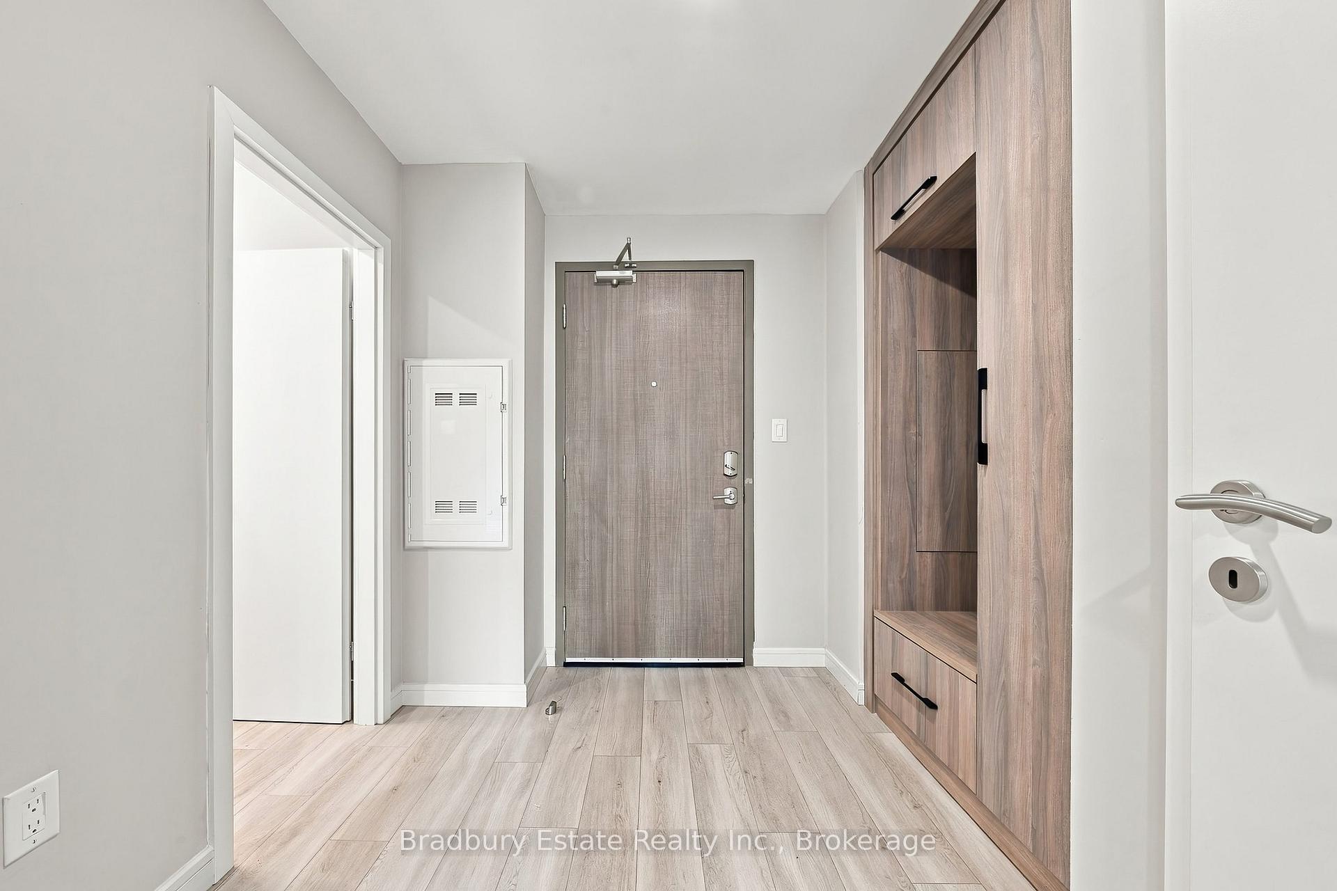 Photo 4 of Unit 1009, 20 George Street, Hamilton, Central — HOMEH