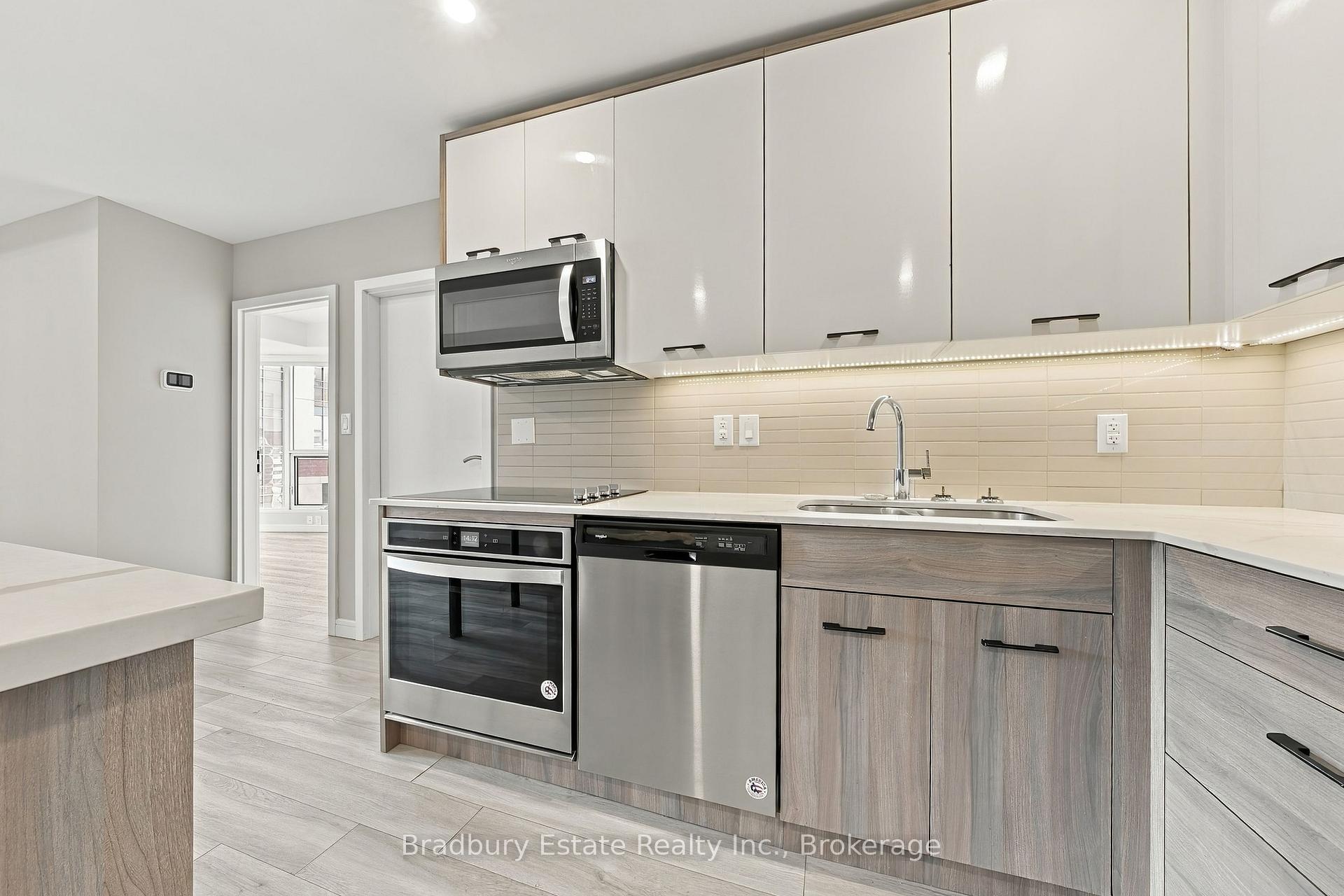 Photo 8 of Unit 1009, 20 George Street, Hamilton, Central — HOMEH