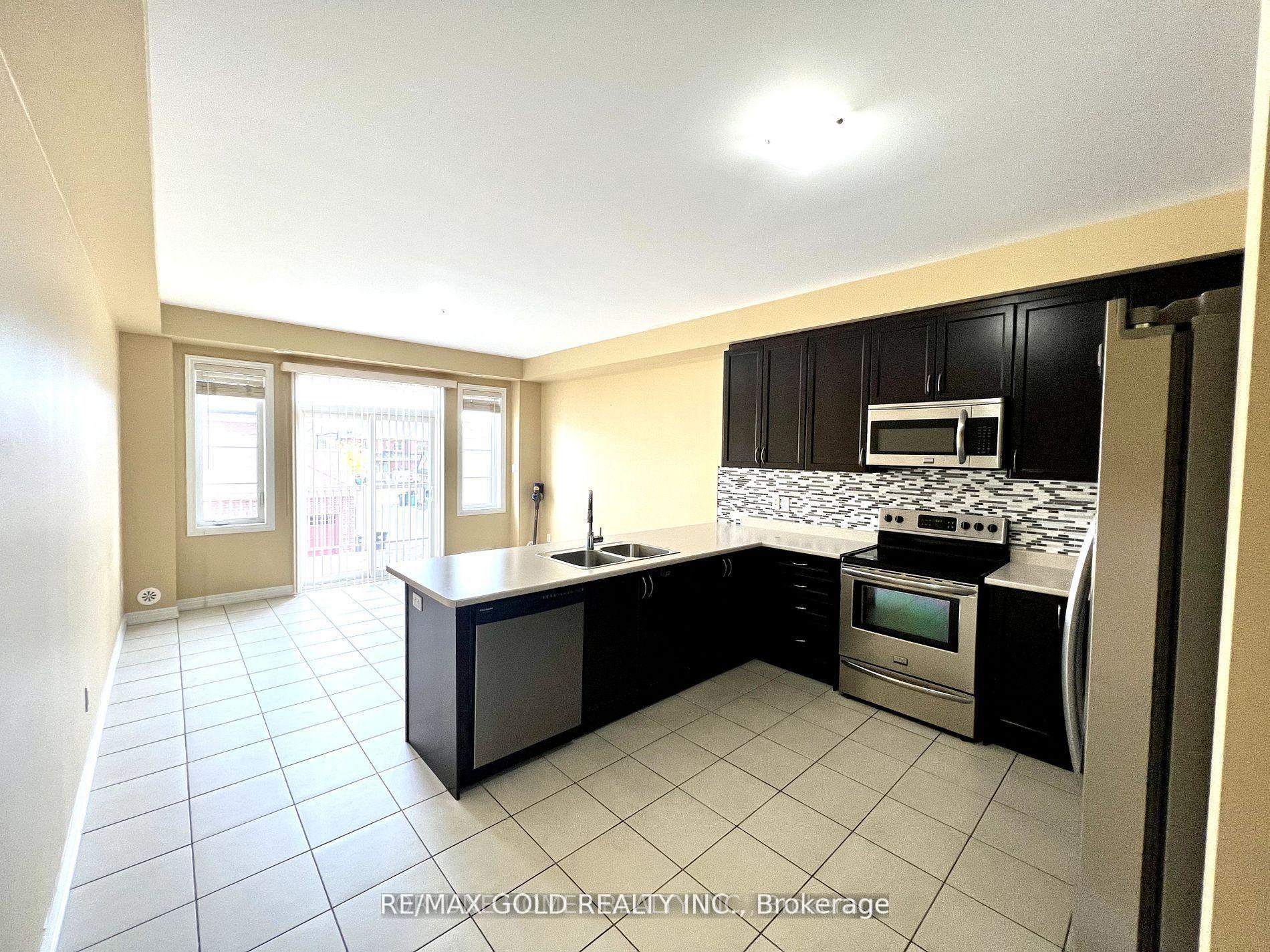 Photo 7 of 161 Inspire Boulevard, Brampton, Sandringham-Wellington North — HOMEH