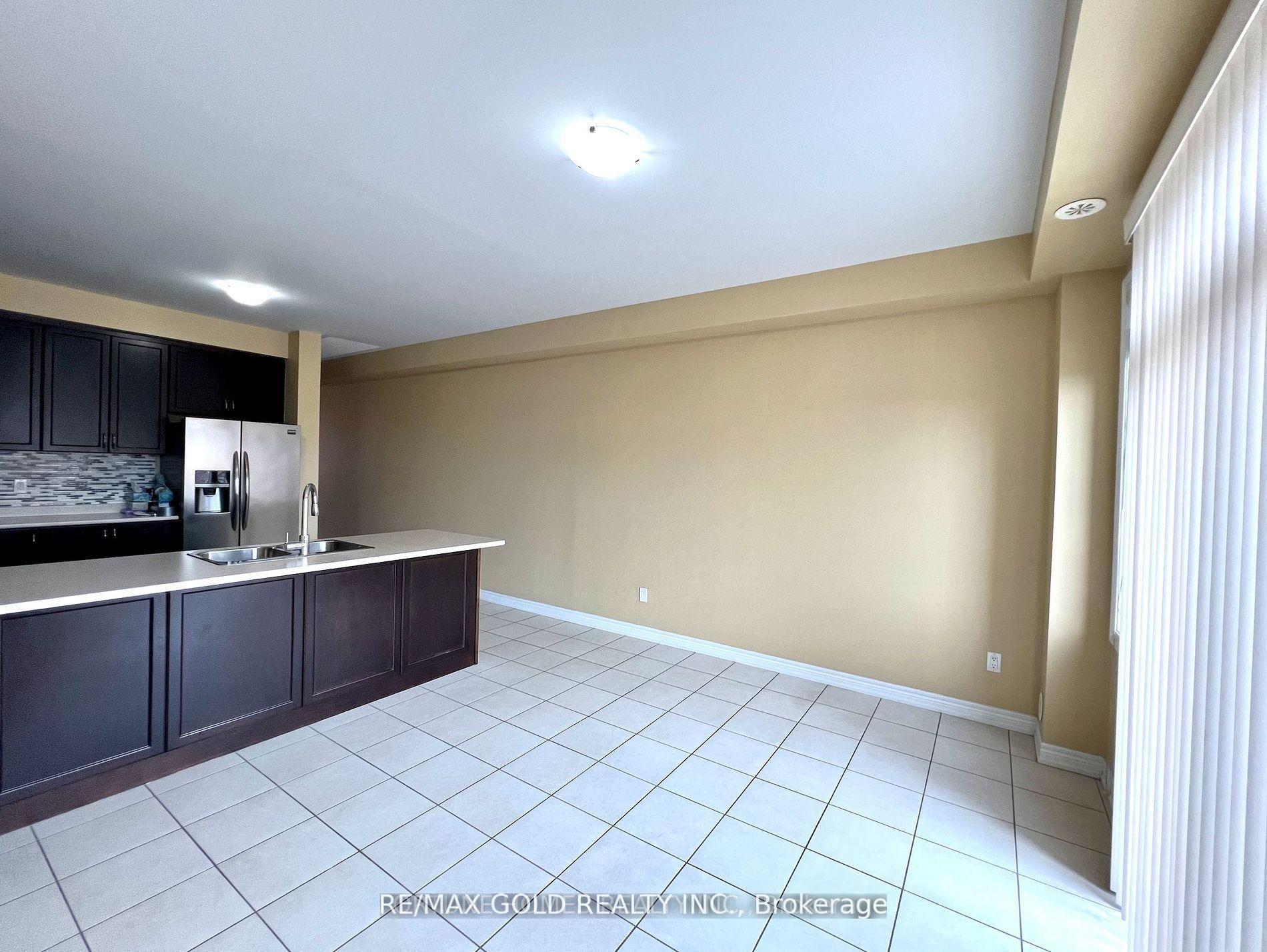 Photo 8 of 161 Inspire Boulevard, Brampton, Sandringham-Wellington North — HOMEH