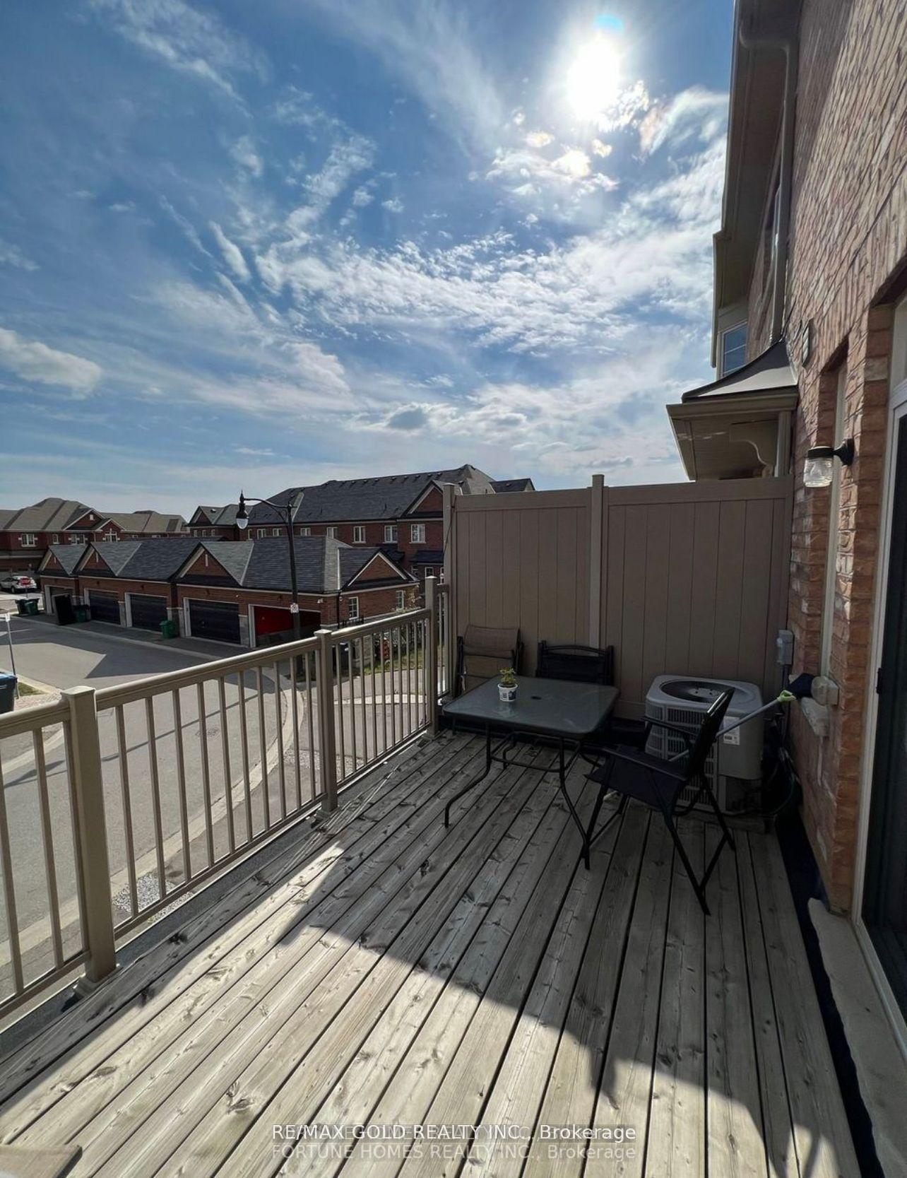 Photo 13 of 161 Inspire Boulevard, Brampton, Sandringham-Wellington North — HOMEH