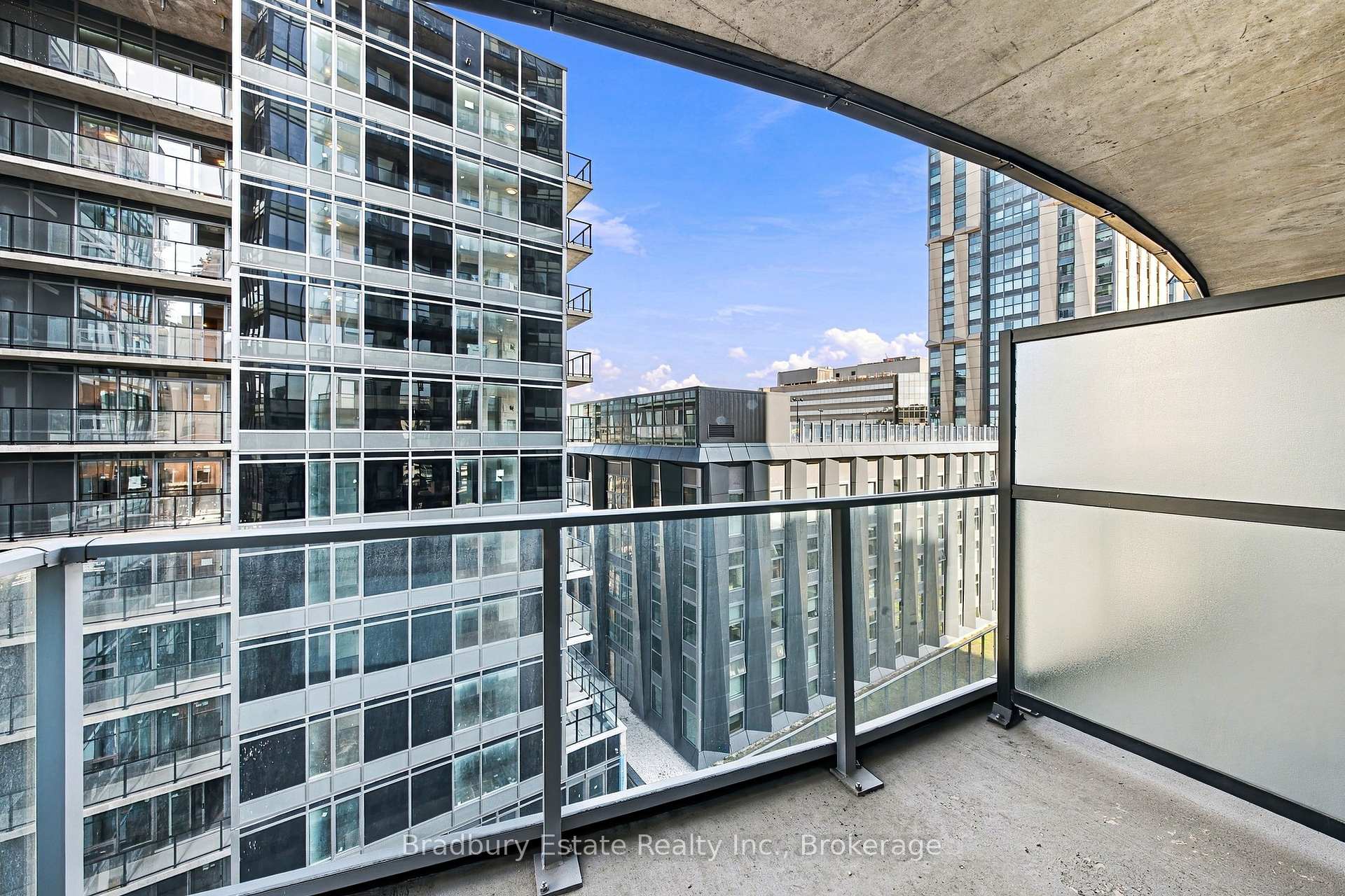 Photo 15 of Unit 1002, 20 George Street, Hamilton, Central — HOMEH