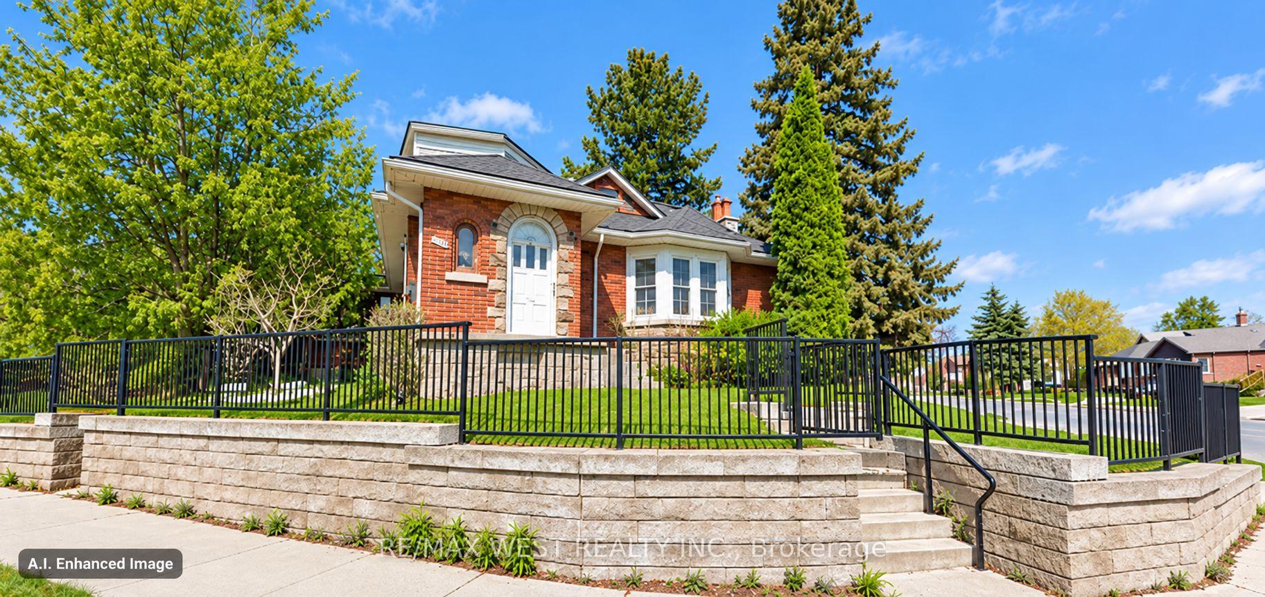 Photo 1 of 443 Courtland Avenue E, Kitchener, Rockway — HOMEH