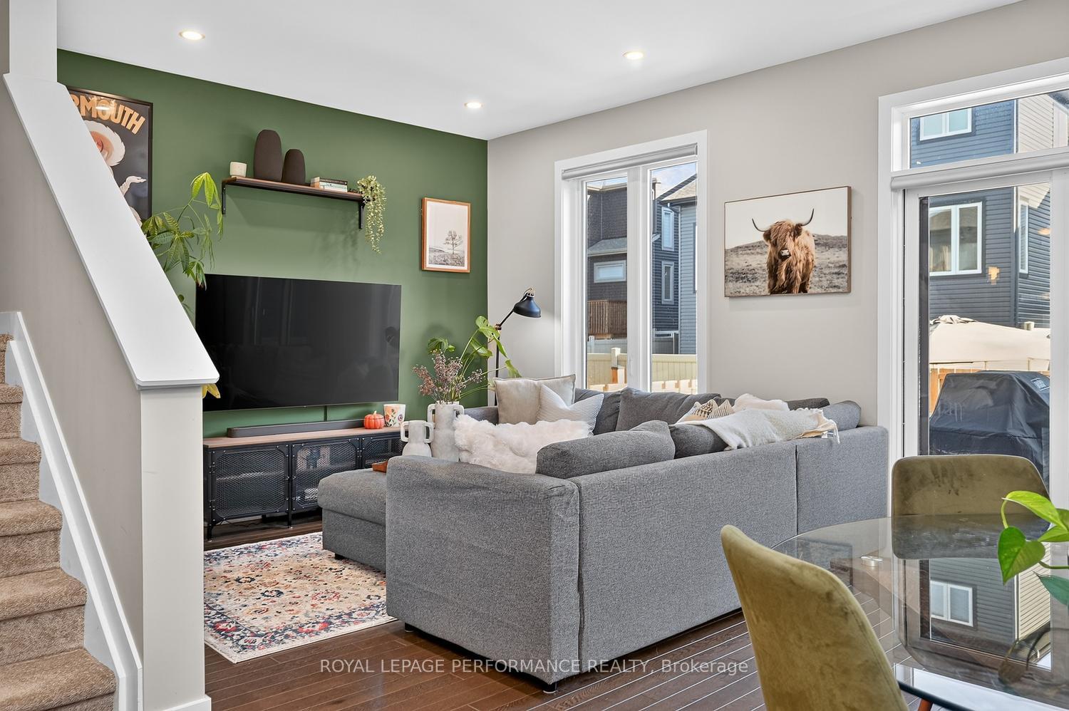 Photo 7 of 1016 Kijik Crescent, Ottawa, Blossom Park/Kemp Park/Findlay Creek — HOMEH
