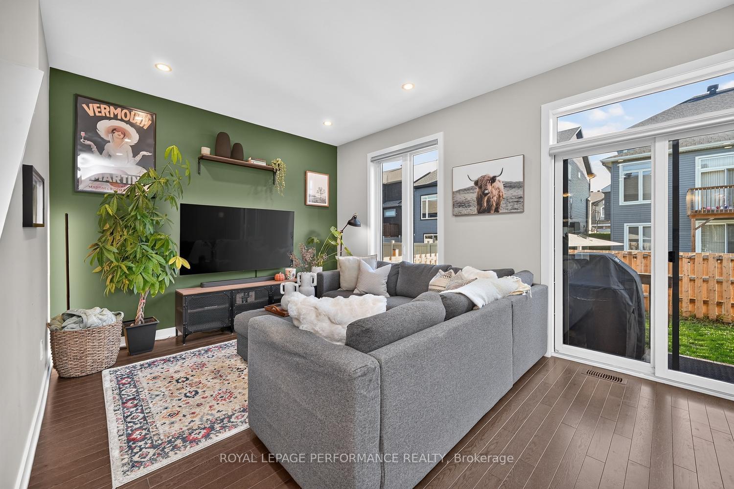 Photo 8 of 1016 Kijik Crescent, Ottawa, Blossom Park/Kemp Park/Findlay Creek — HOMEH