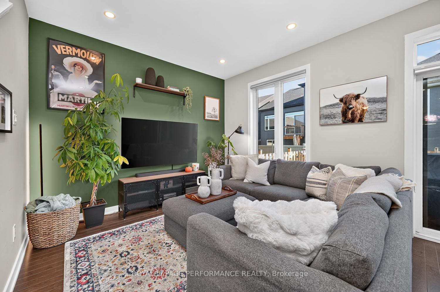 Photo 9 of 1016 Kijik Crescent, Ottawa, Blossom Park/Kemp Park/Findlay Creek — HOMEH