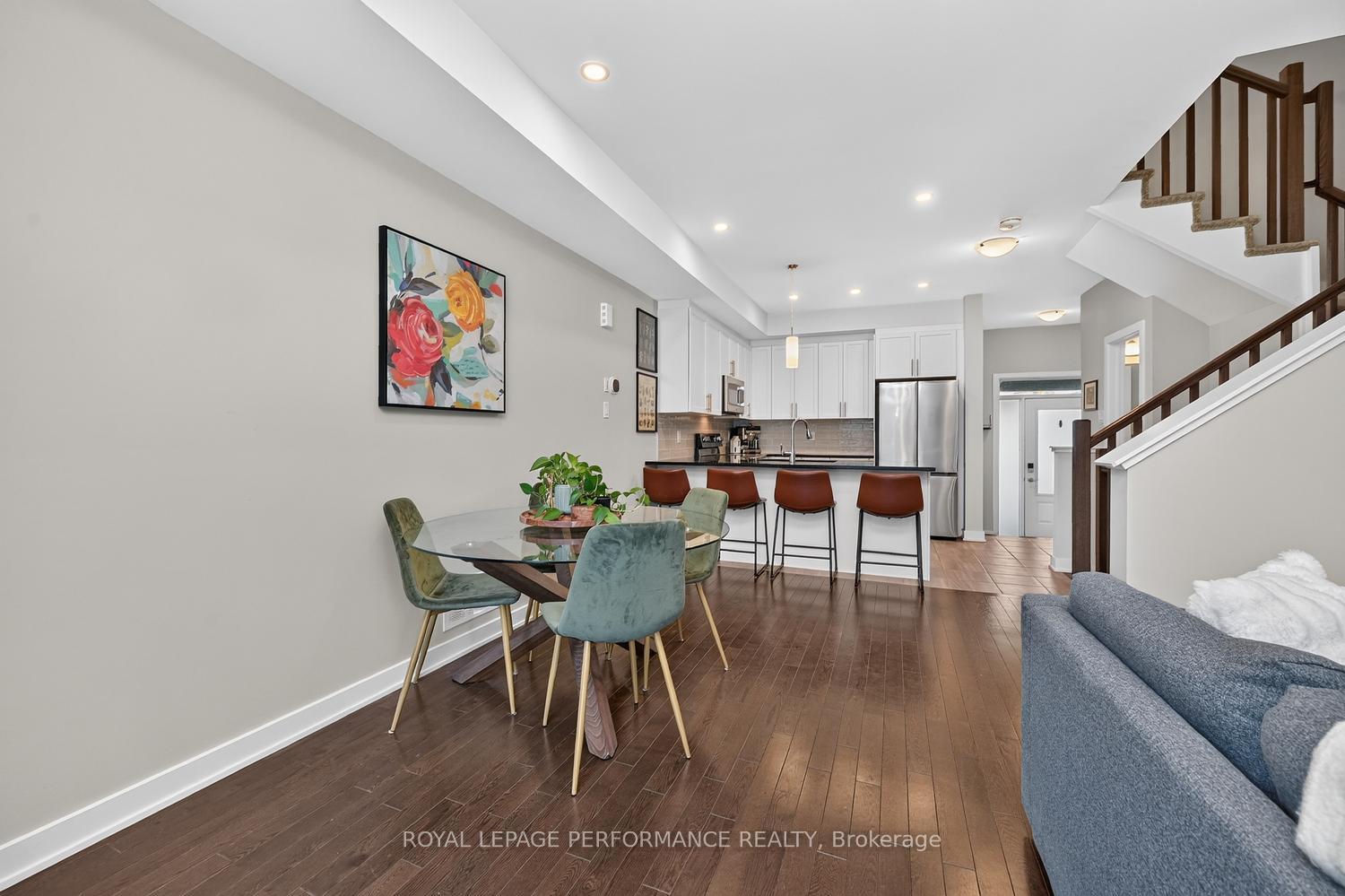 Photo 11 of 1016 Kijik Crescent, Ottawa, Blossom Park/Kemp Park/Findlay Creek — HOMEH