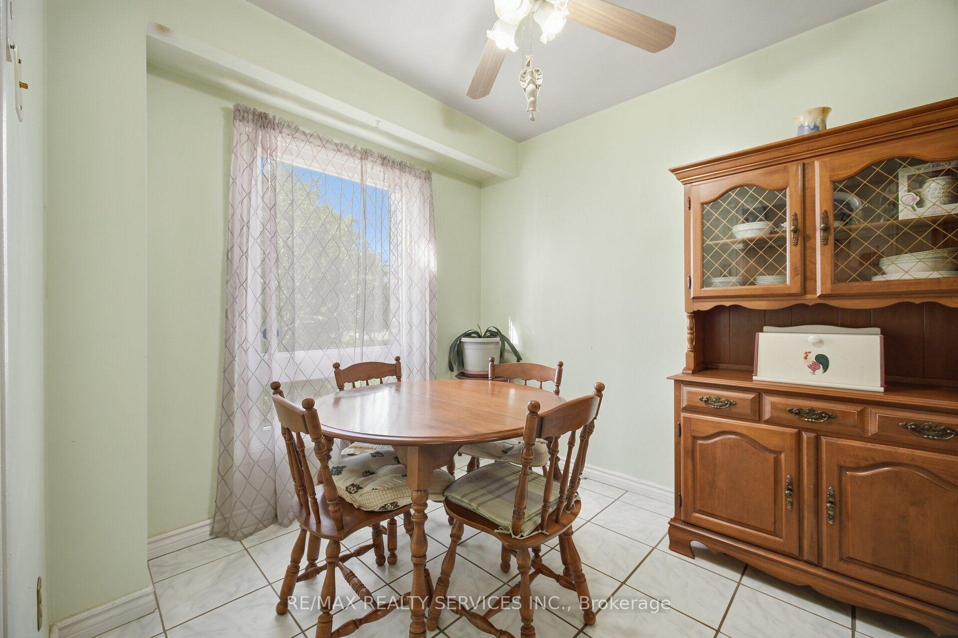Photo 7 of 66 Hockley Path, Brampton, Madoc — HOMEH