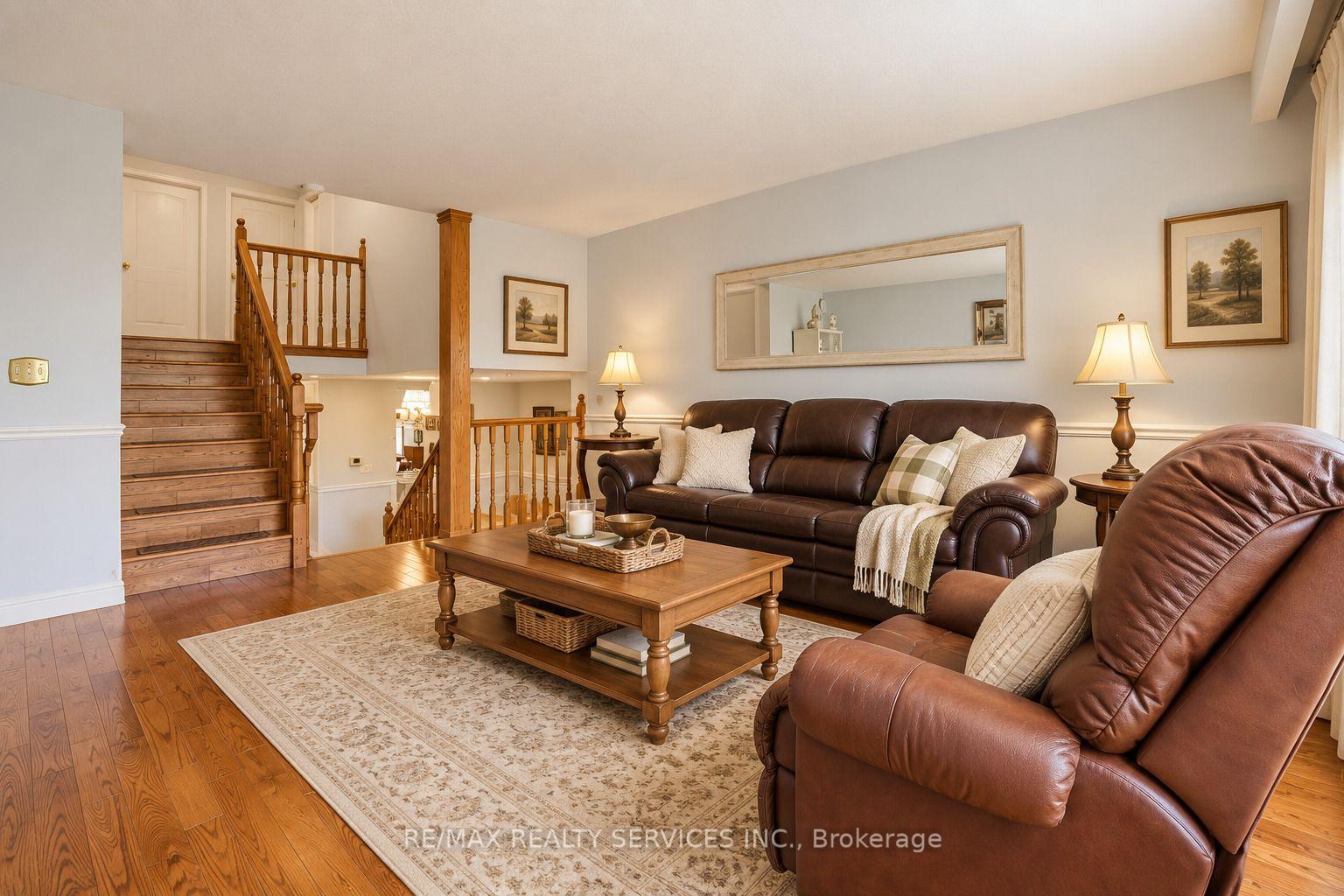 Photo 17 of 66 Hockley Path, Brampton, Madoc — HOMEH