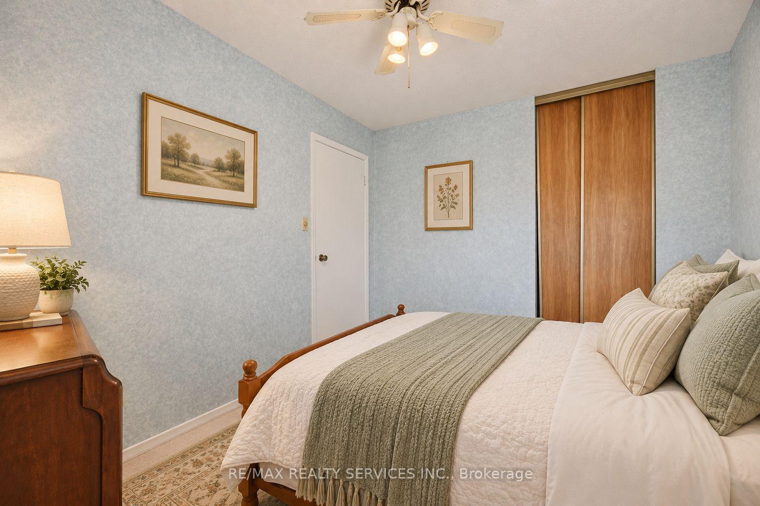 Photo 24 of 66 Hockley Path, Brampton, Madoc — HOMEH