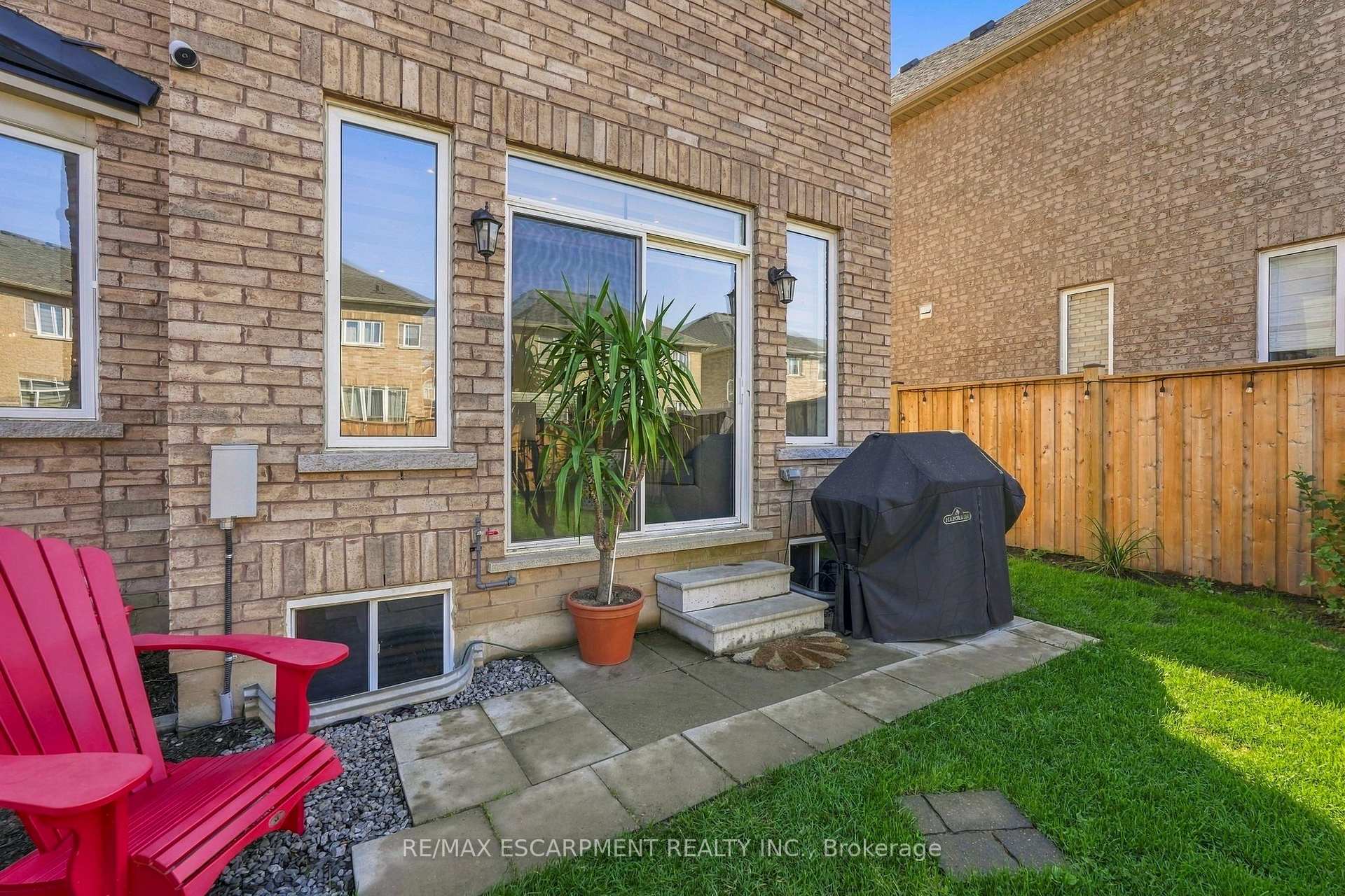Photo 27 of 193 Whittington Drive, Hamilton, Ancaster — HOMEH