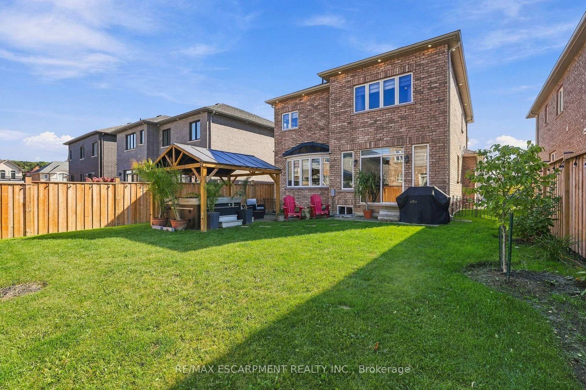 Photo 30 of 193 Whittington Drive, Hamilton, Ancaster — HOMEH