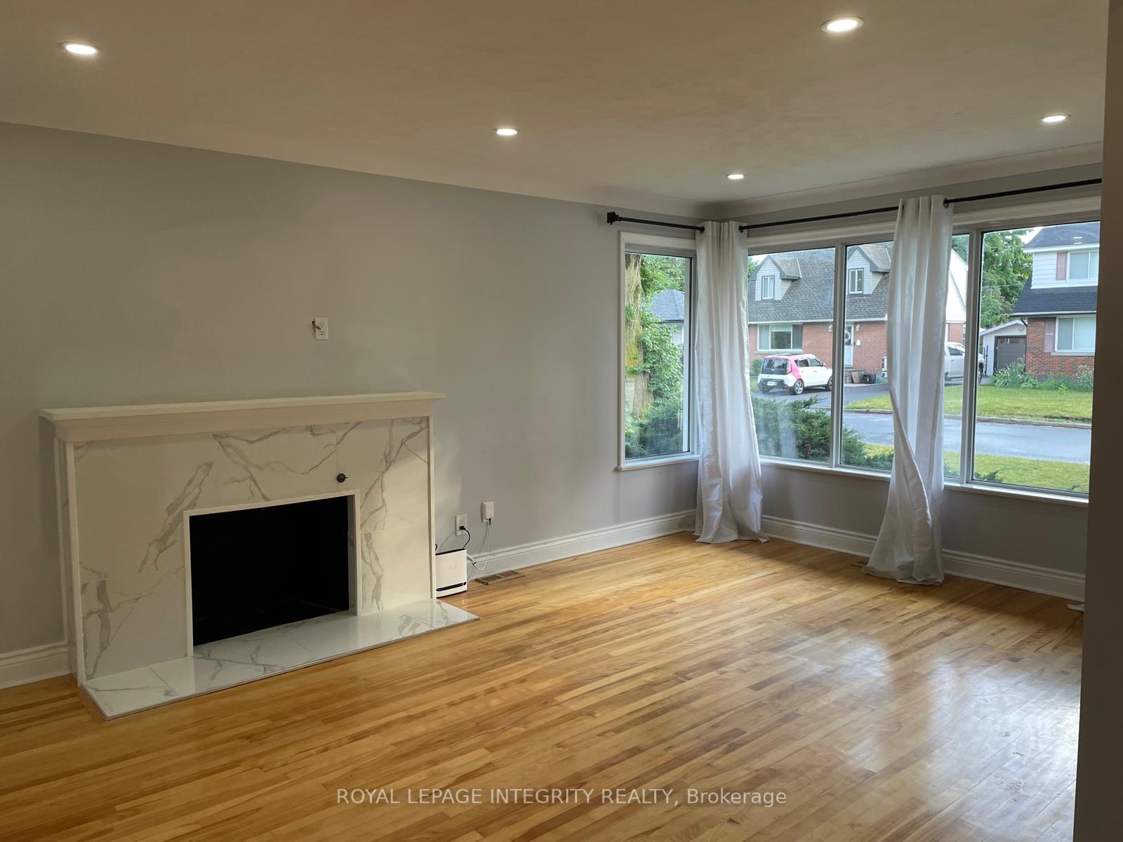 Photo 3 of Unit A, 1171 Checkers Road, Ottawa, Bel Air Park — HOMEH