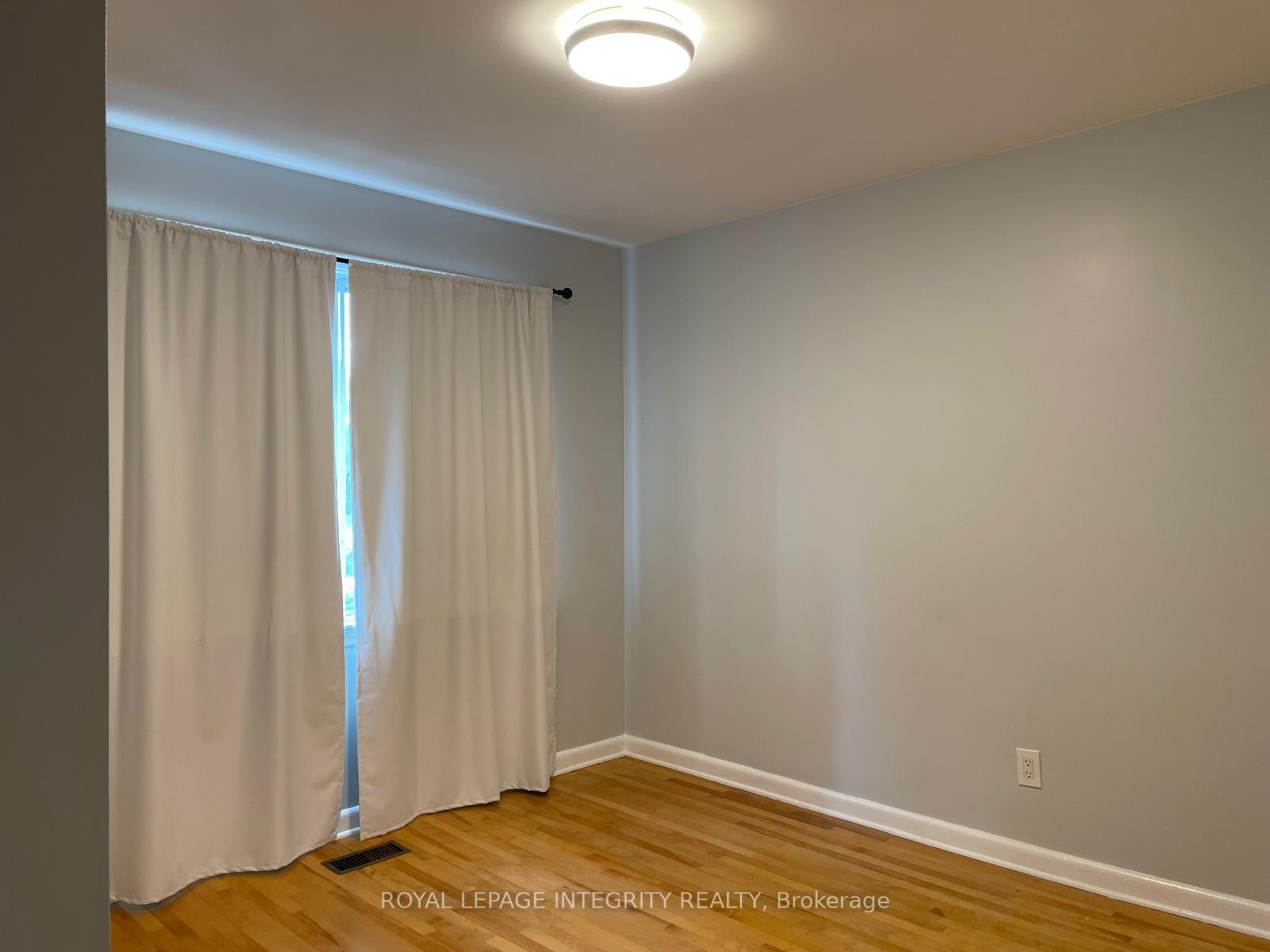Photo 9 of Unit A, 1171 Checkers Road, Ottawa, Bel Air Park — HOMEH