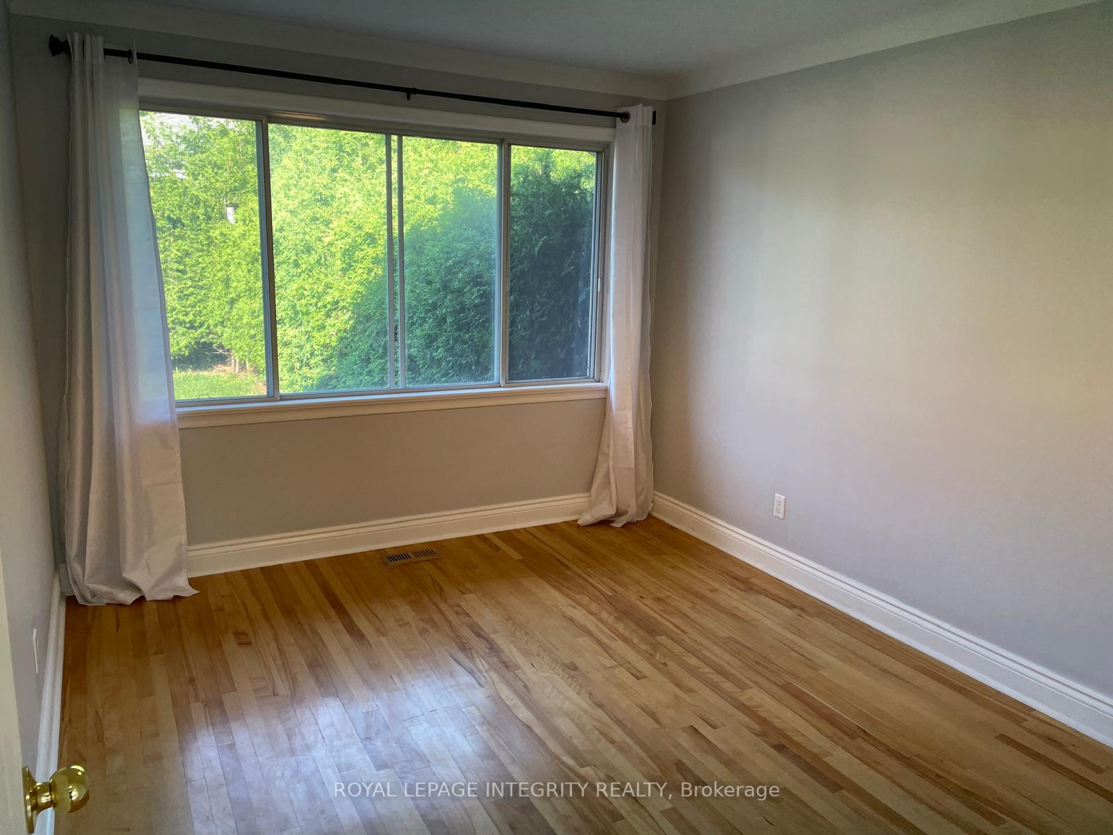 Photo 11 of Unit A, 1171 Checkers Road, Ottawa, Bel Air Park — HOMEH