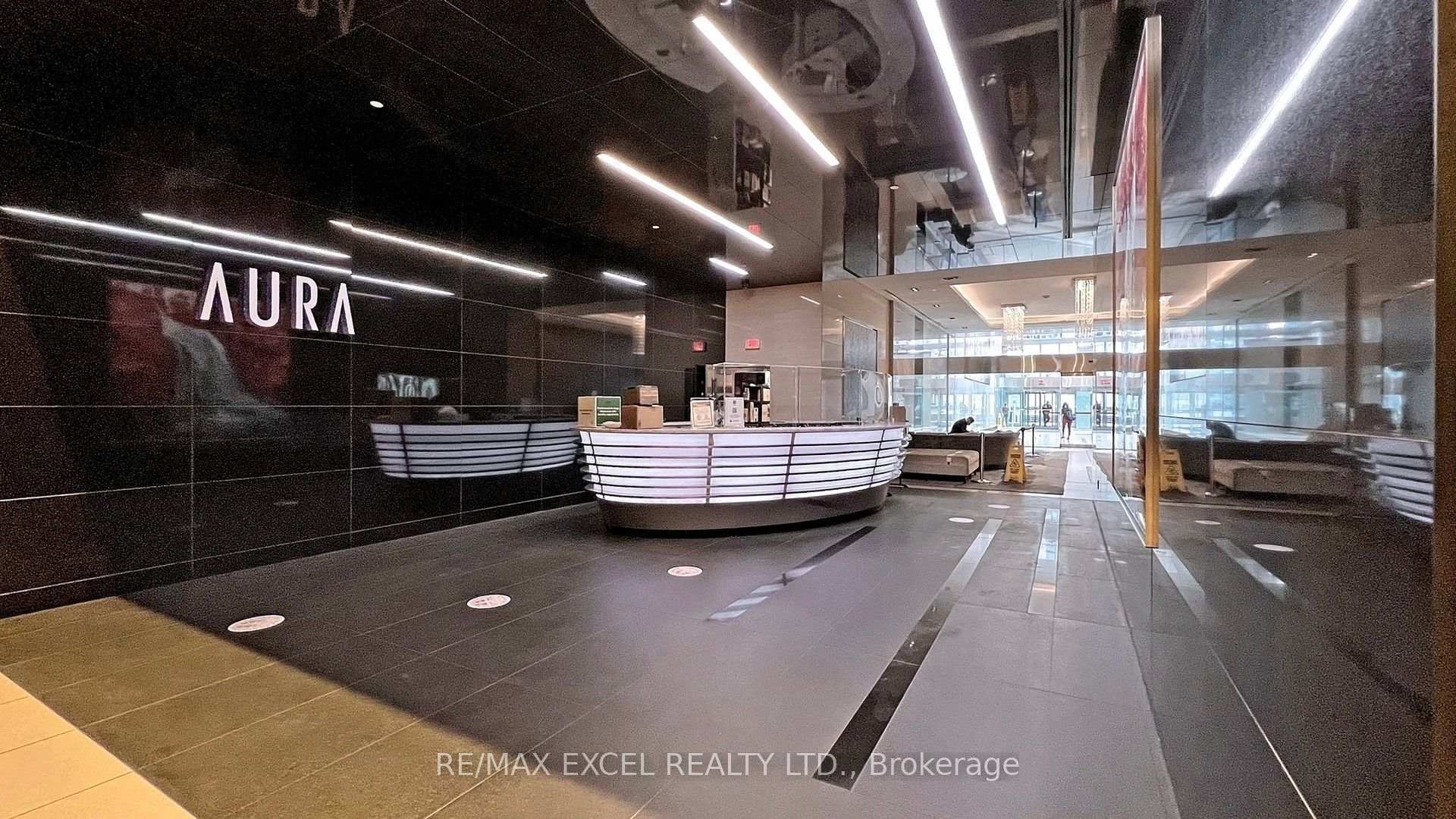 Photo 4 of Unit 503, 386 Yonge Street, Toronto, Bay Street Corridor — HOMEH