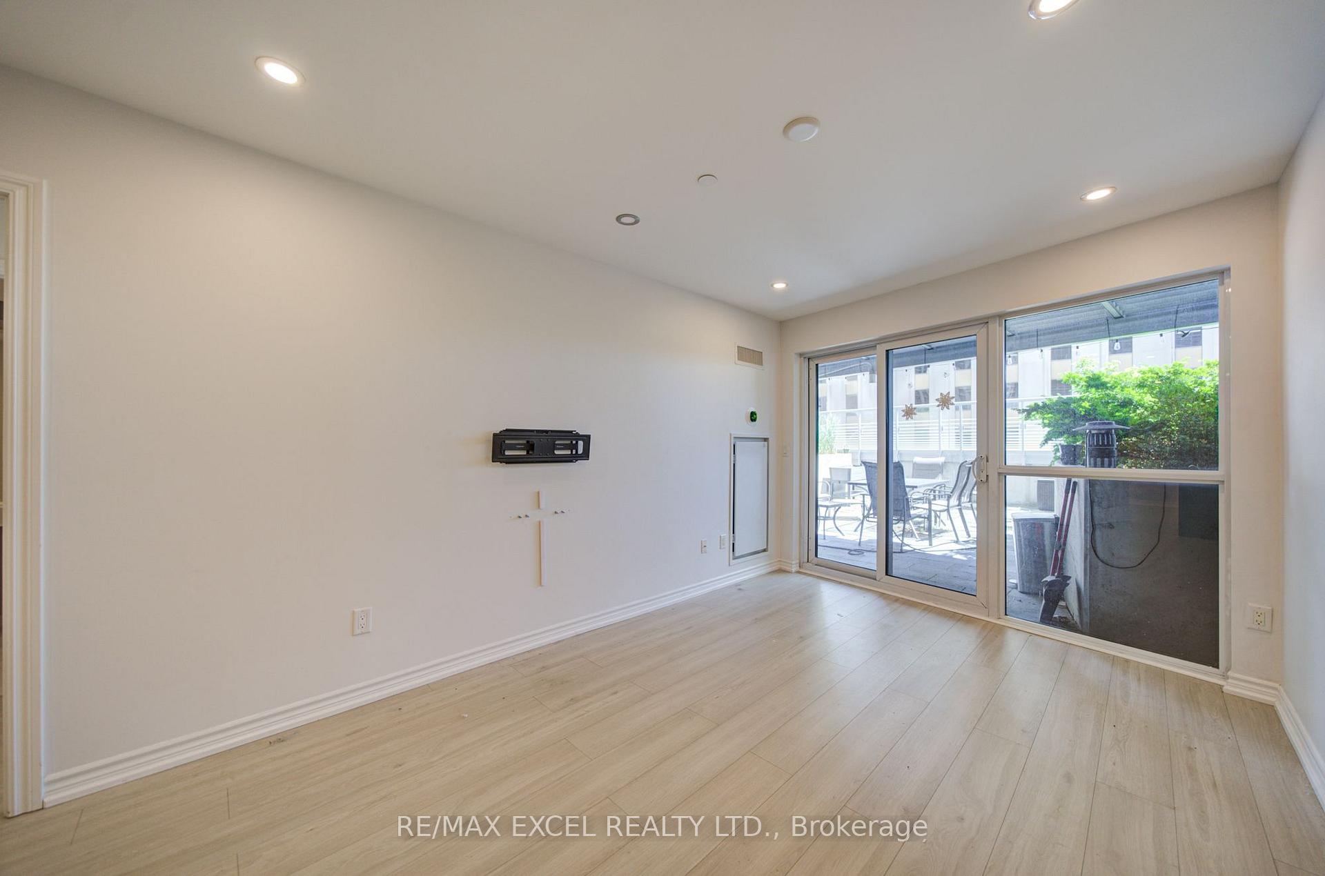 Photo 28 of Unit 503, 386 Yonge Street, Toronto, Bay Street Corridor — HOMEH