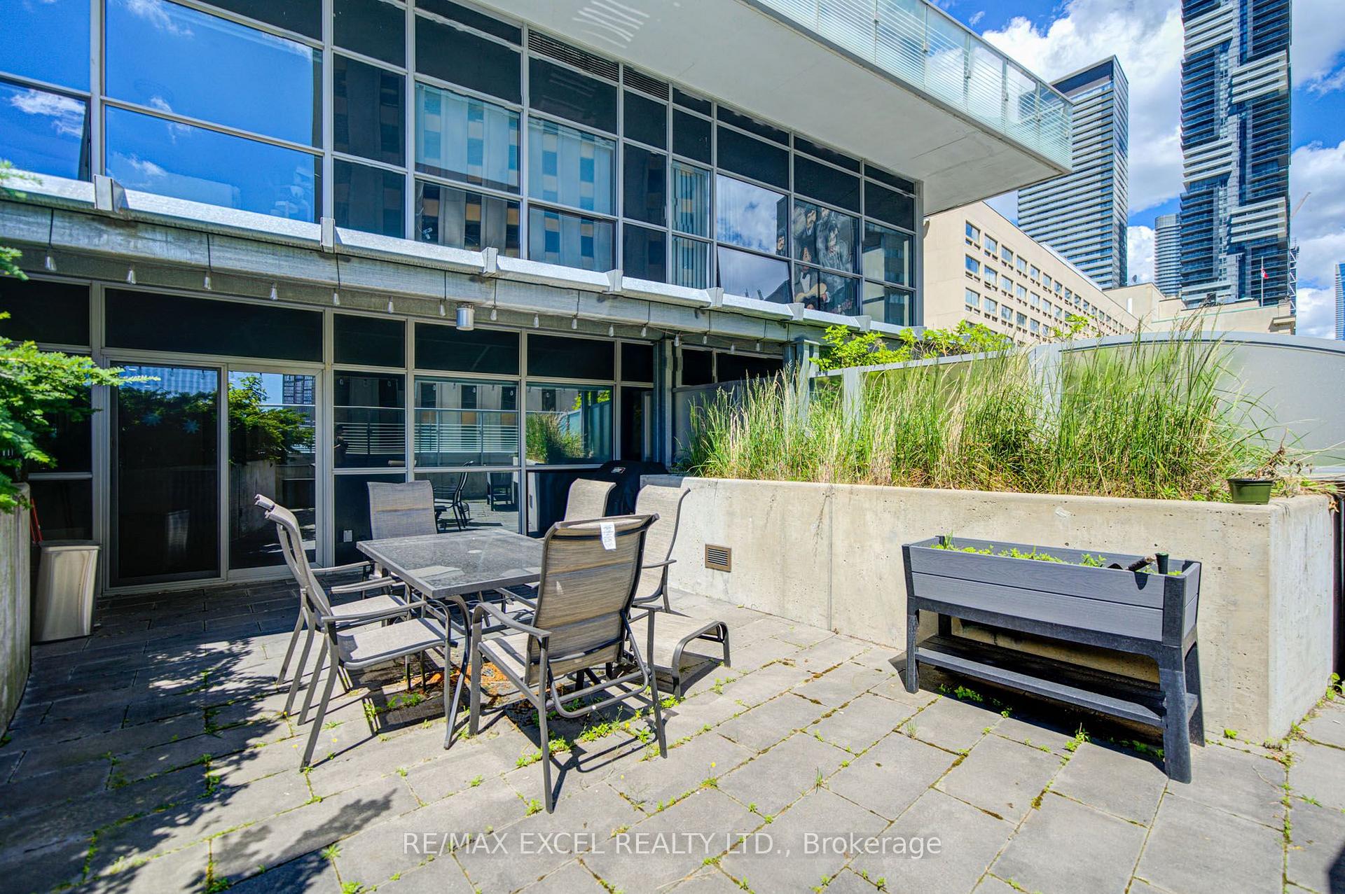 Photo 41 of Unit 503, 386 Yonge Street, Toronto, Bay Street Corridor — HOMEH