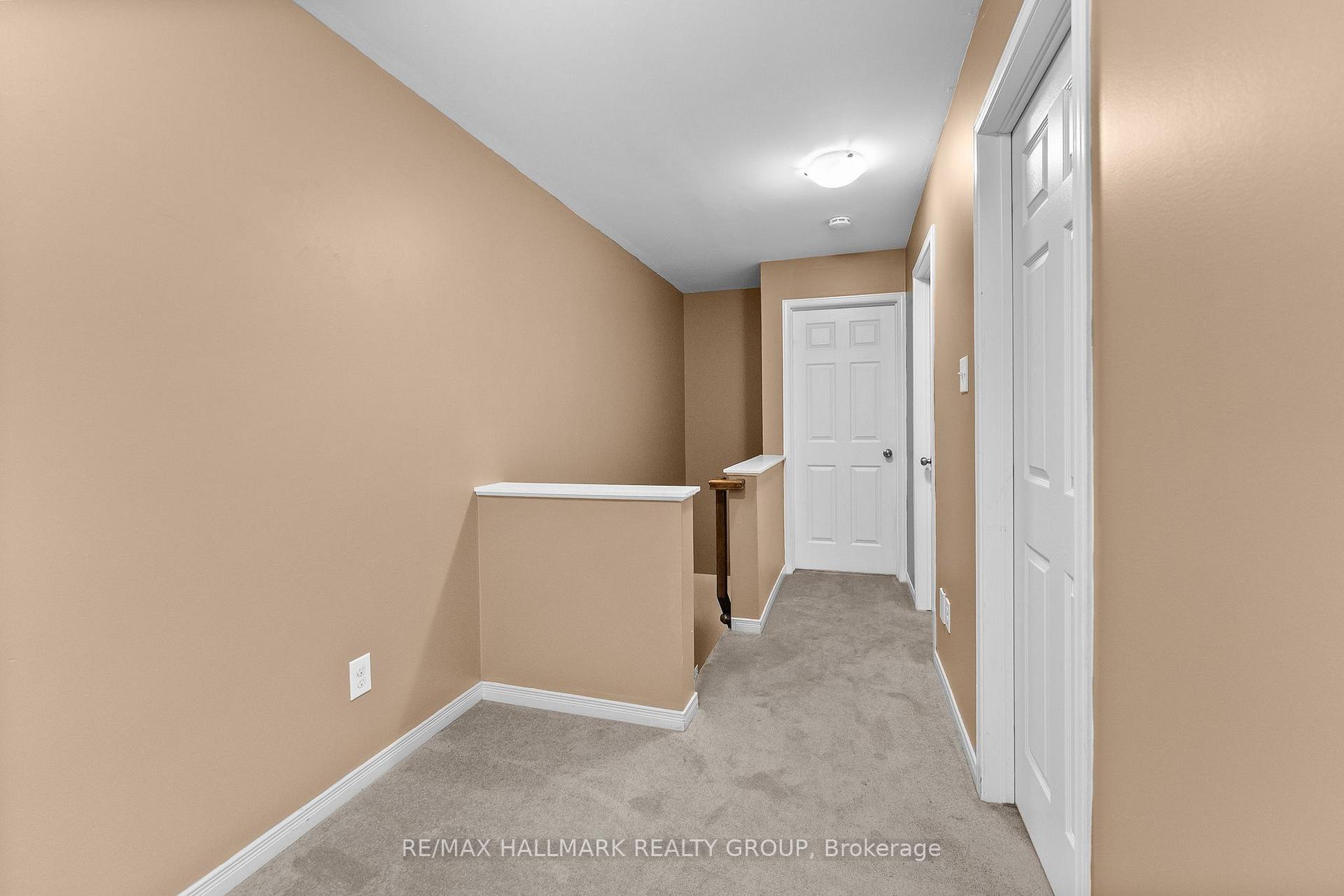 Photo 32 of 584 Simran Private, Ottawa, Barrhaven - Cedargrove/Fraserdale — HOMEH