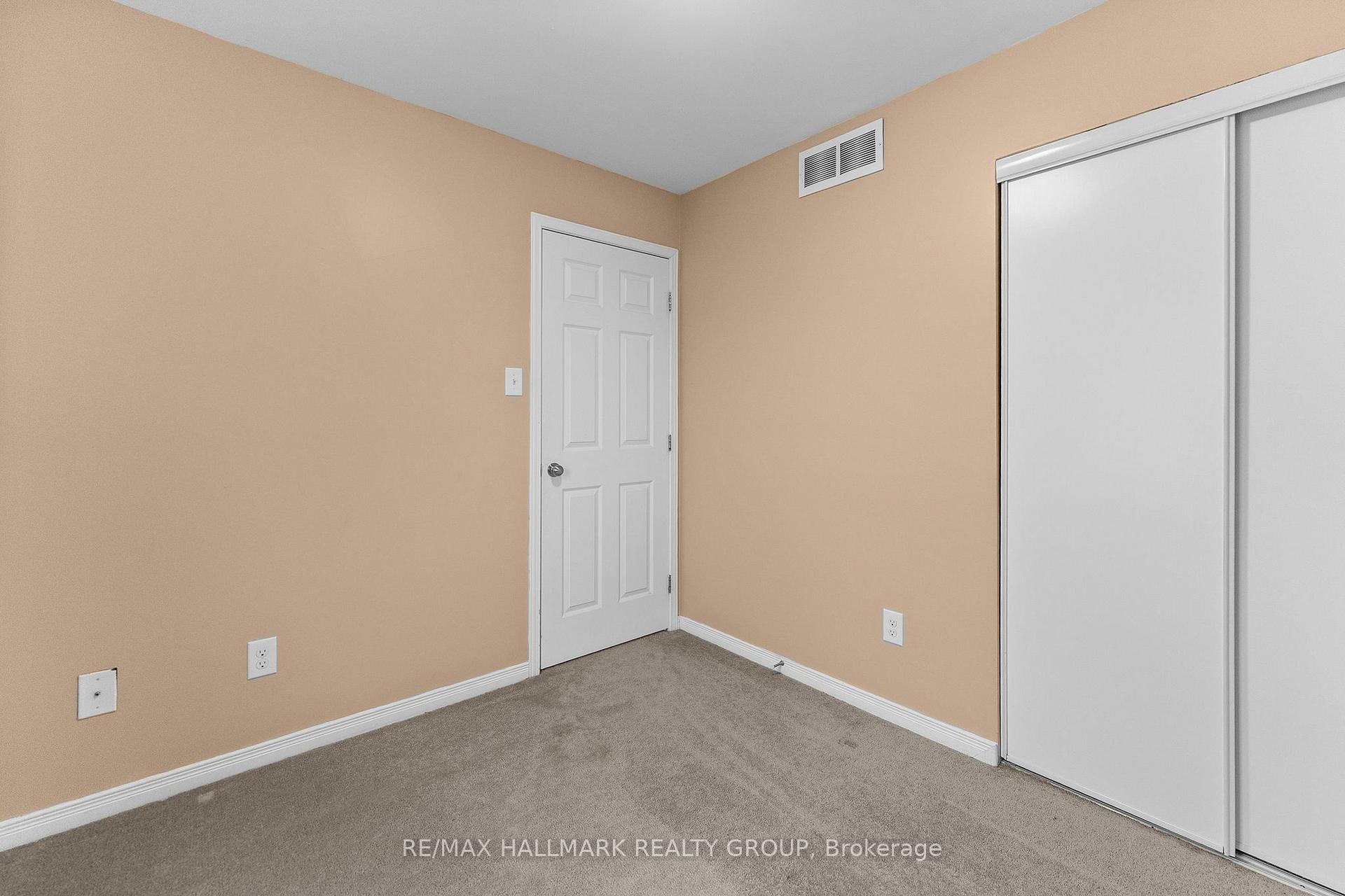Photo 40 of 584 Simran Private, Ottawa, Barrhaven - Cedargrove/Fraserdale — HOMEH