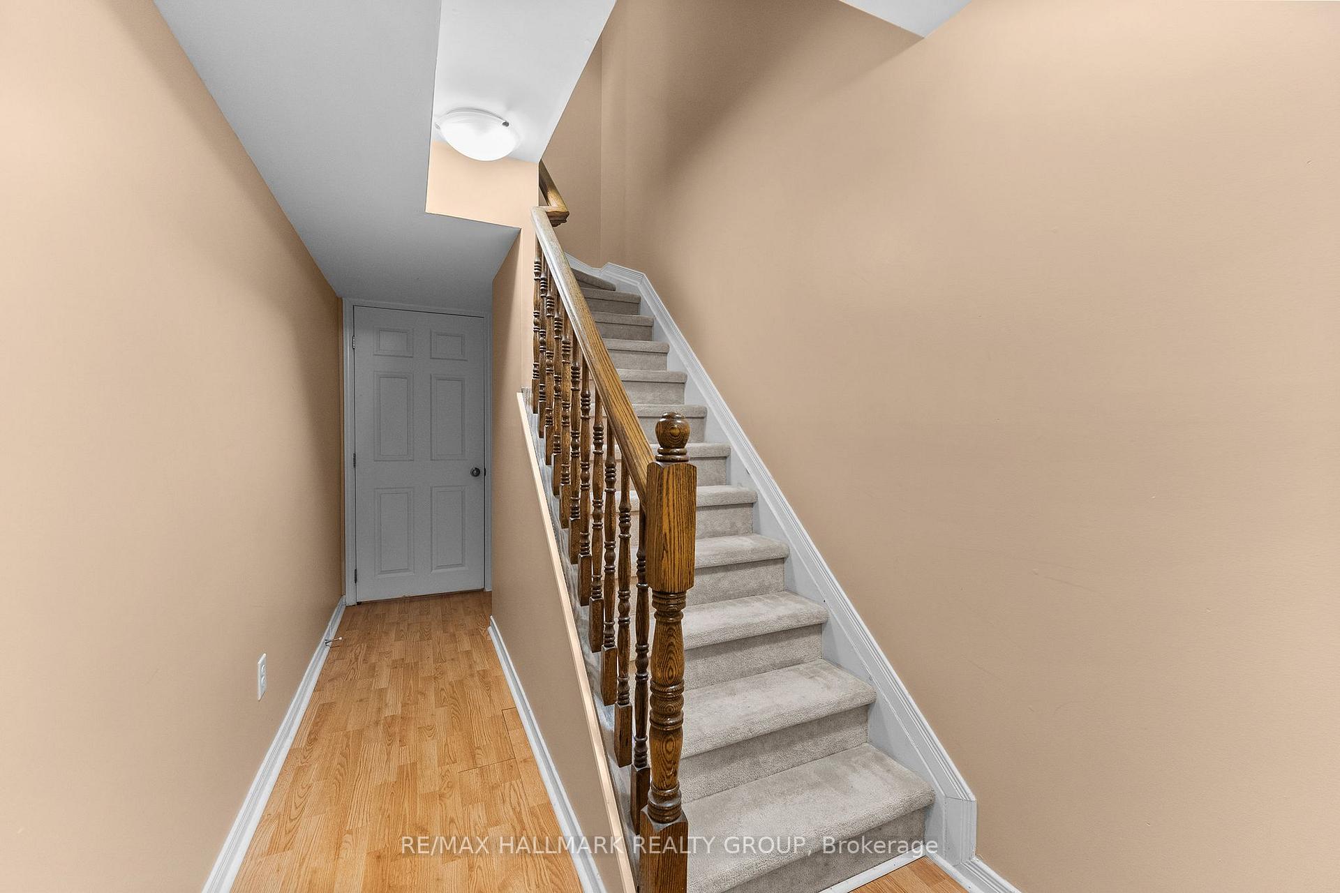 Photo 43 of 584 Simran Private, Ottawa, Barrhaven - Cedargrove/Fraserdale — HOMEH
