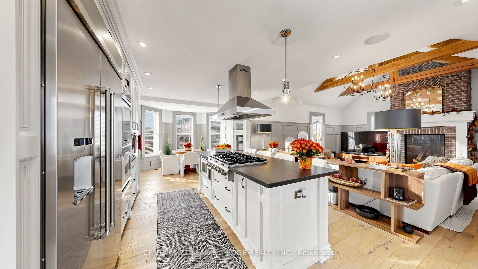 Photo 10 of 6 Aileen Lewis Court, Markham, Wismer — HOMEH