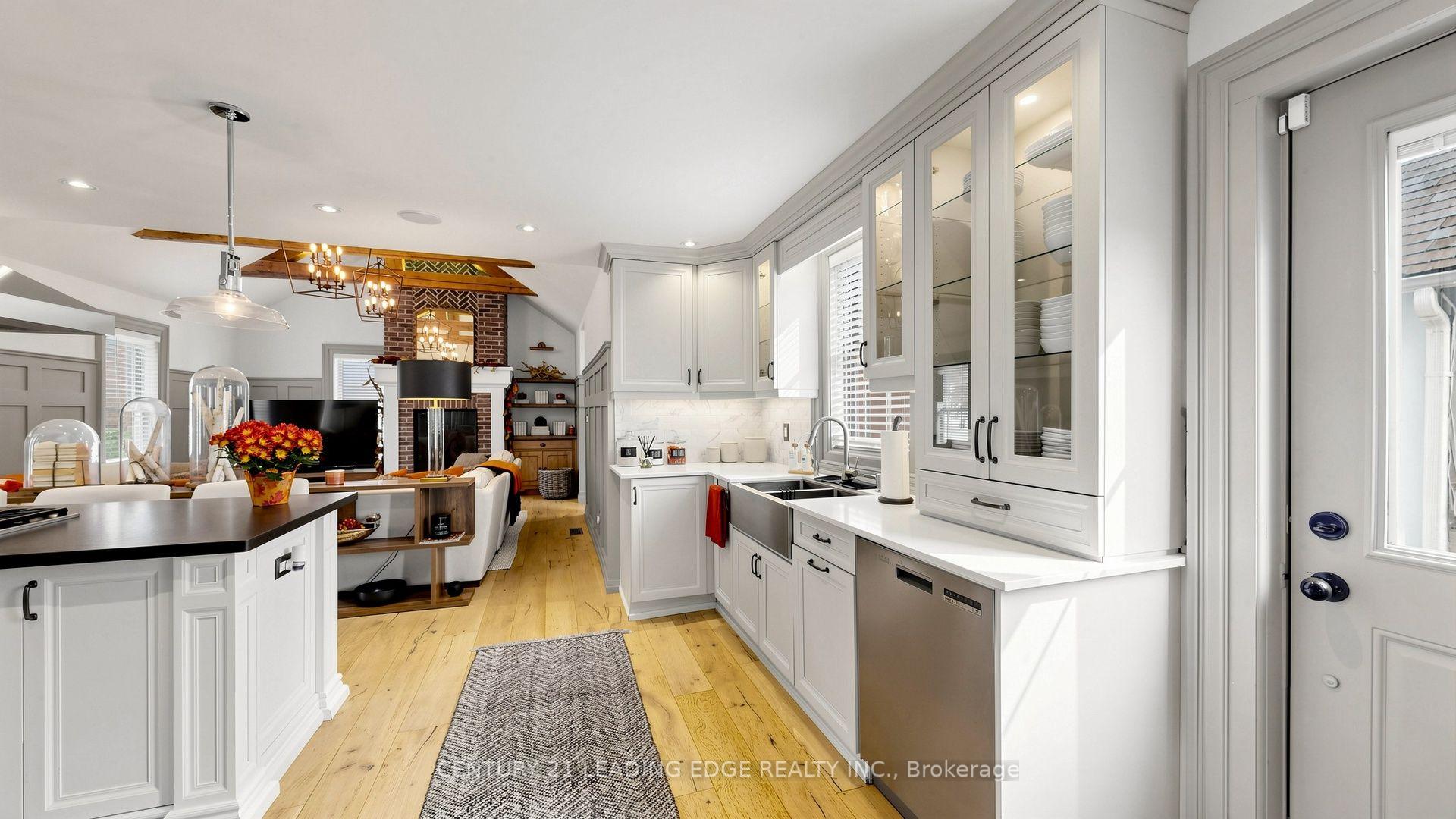 Photo 14 of 6 Aileen Lewis Court, Markham, Wismer — HOMEH
