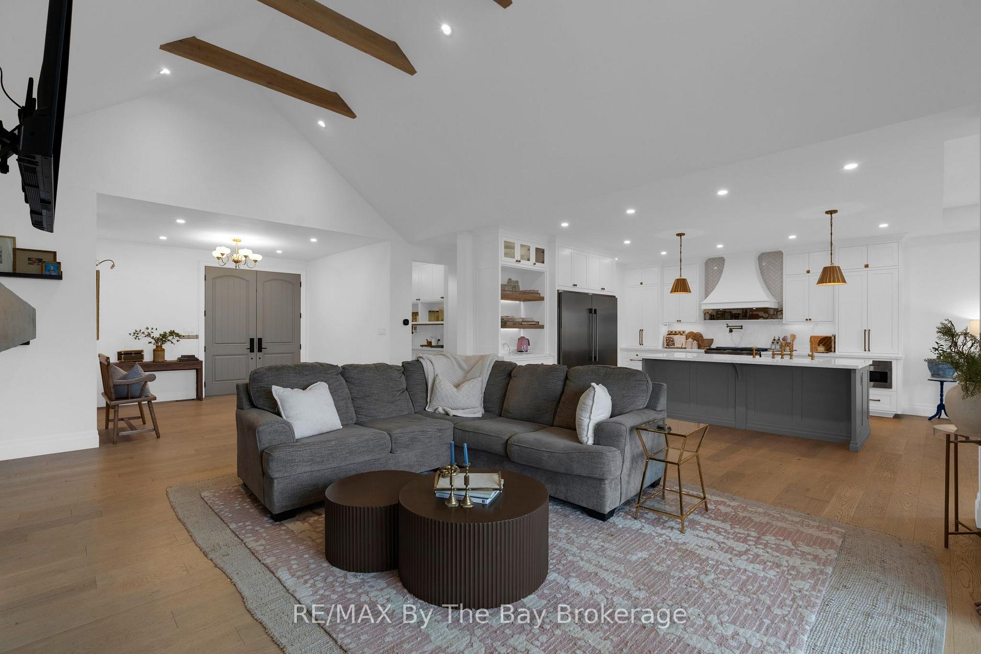 Photo 9 of 93 Moonstone Road E, Oro-Medonte, Moonstone — HOMEH