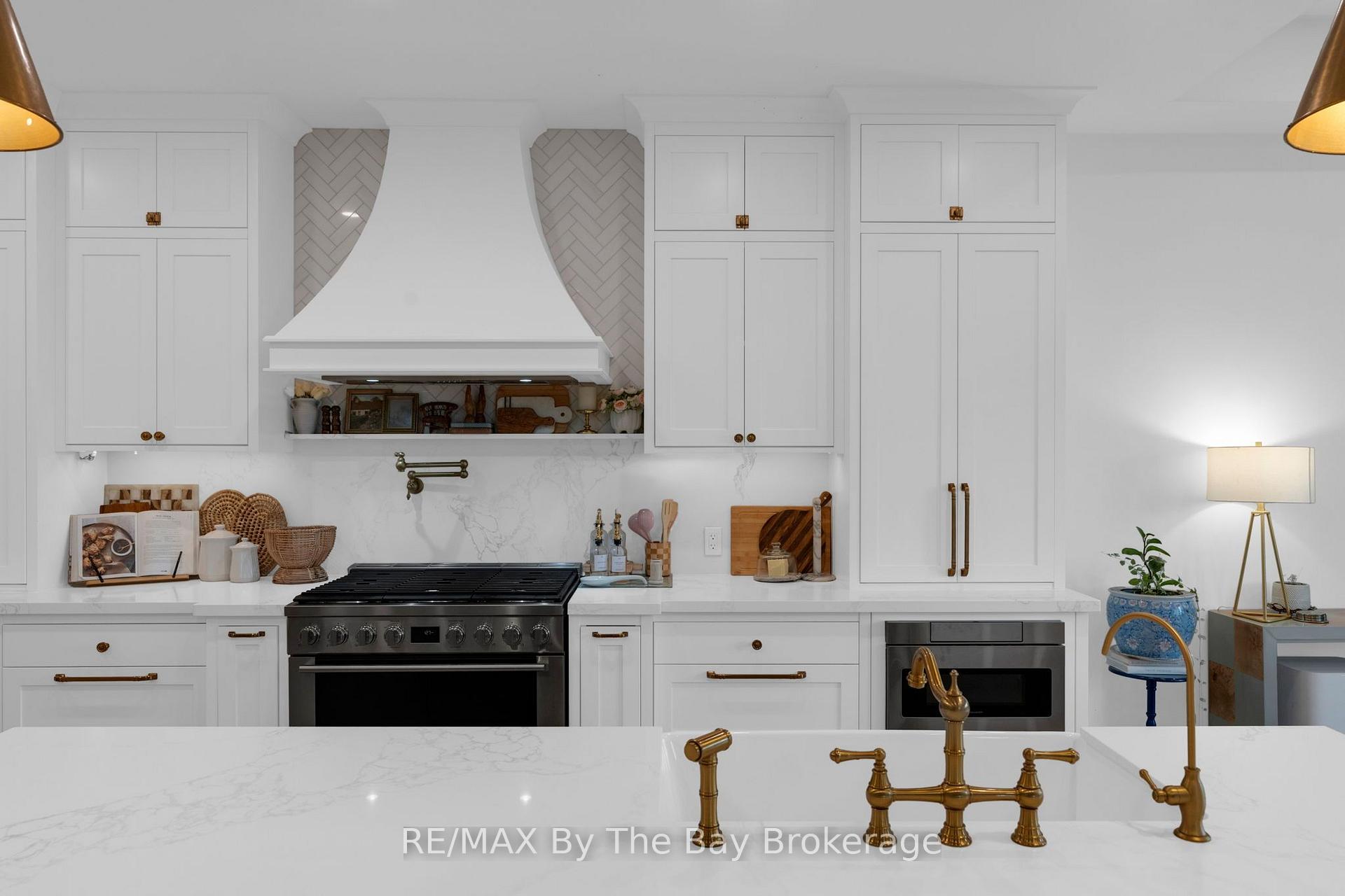 Photo 12 of 93 Moonstone Road E, Oro-Medonte, Moonstone — HOMEH