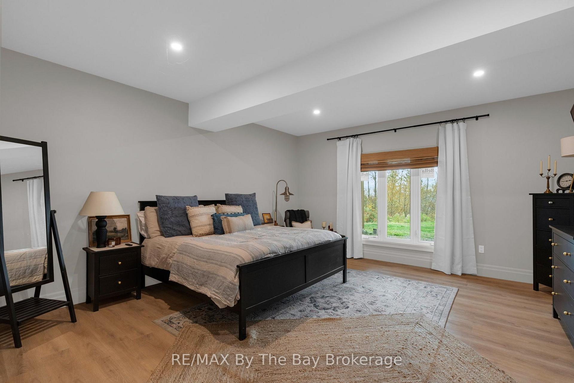 Photo 37 of 93 Moonstone Road E, Oro-Medonte, Moonstone — HOMEH