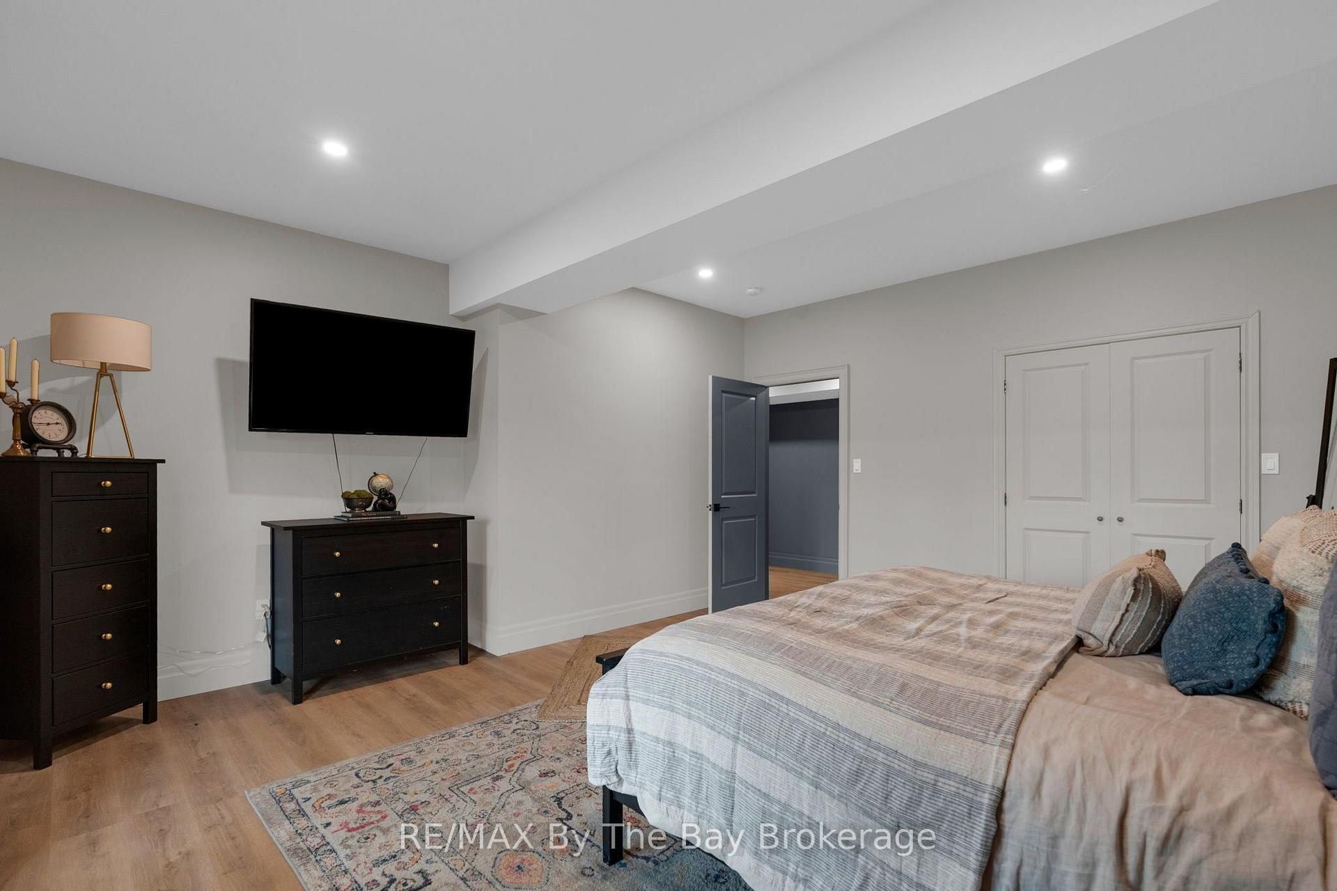 Photo 38 of 93 Moonstone Road E, Oro-Medonte, Moonstone — HOMEH
