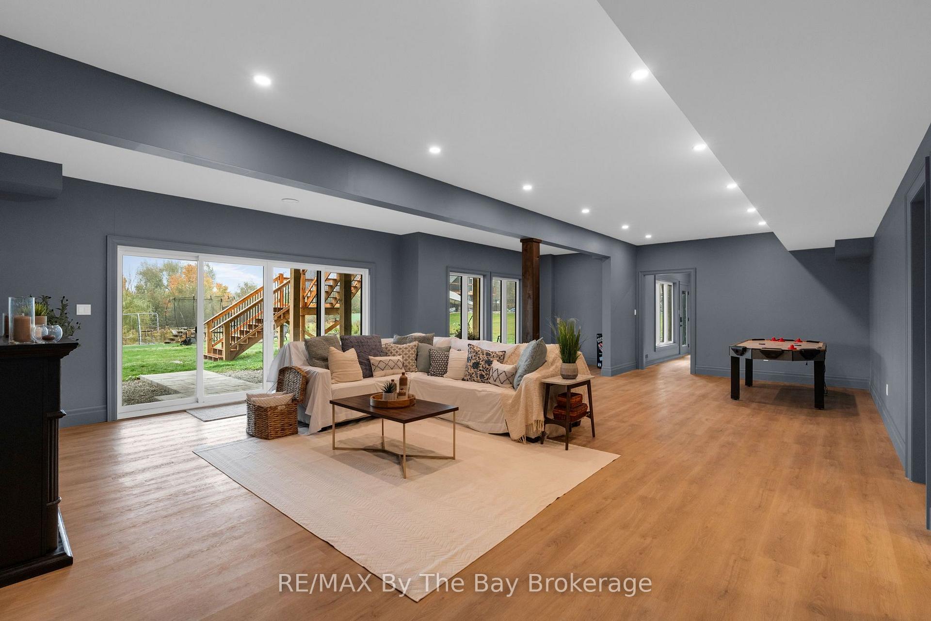 Photo 40 of 93 Moonstone Road E, Oro-Medonte, Moonstone — HOMEH