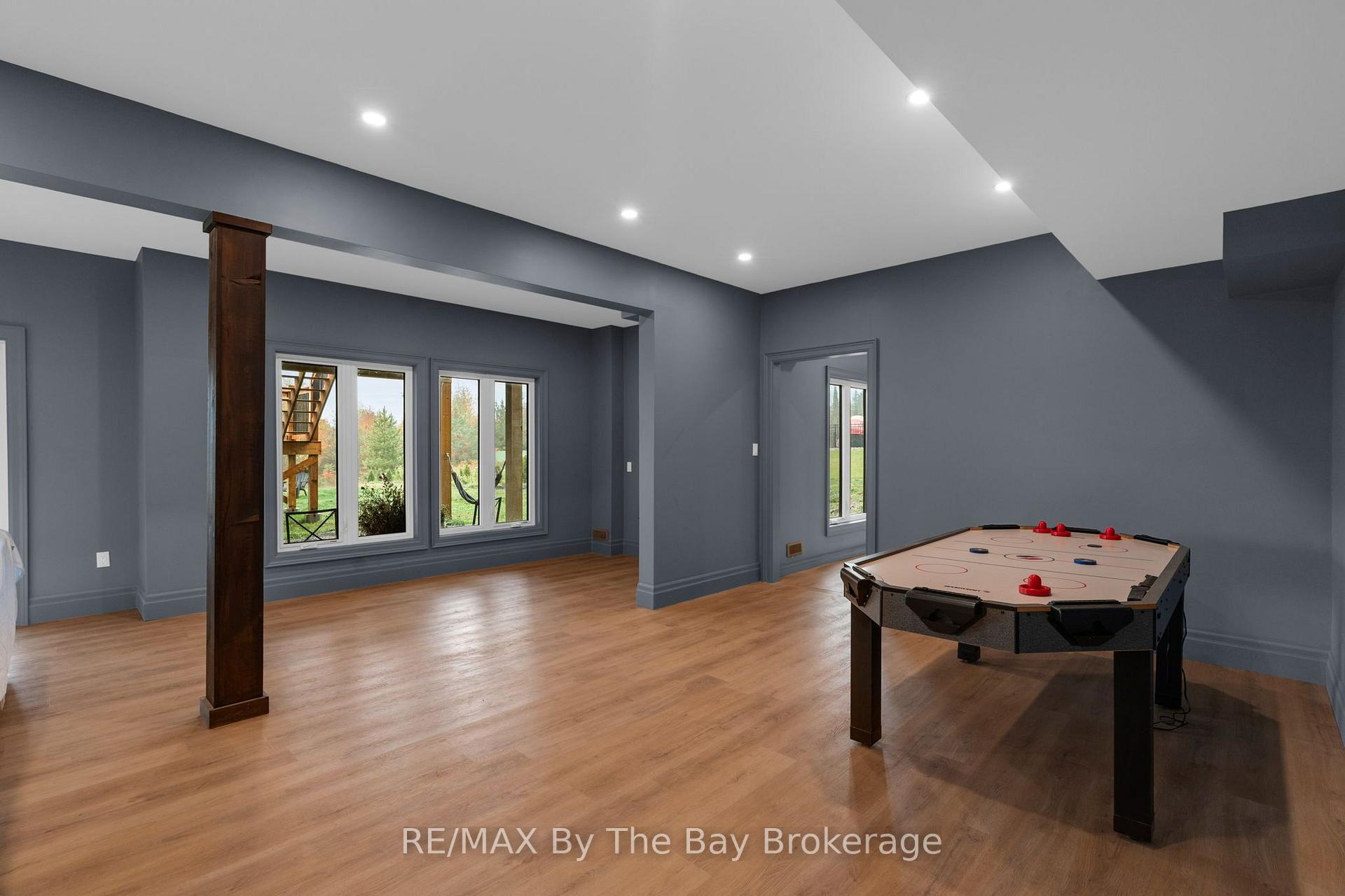 Photo 42 of 93 Moonstone Road E, Oro-Medonte, Moonstone — HOMEH