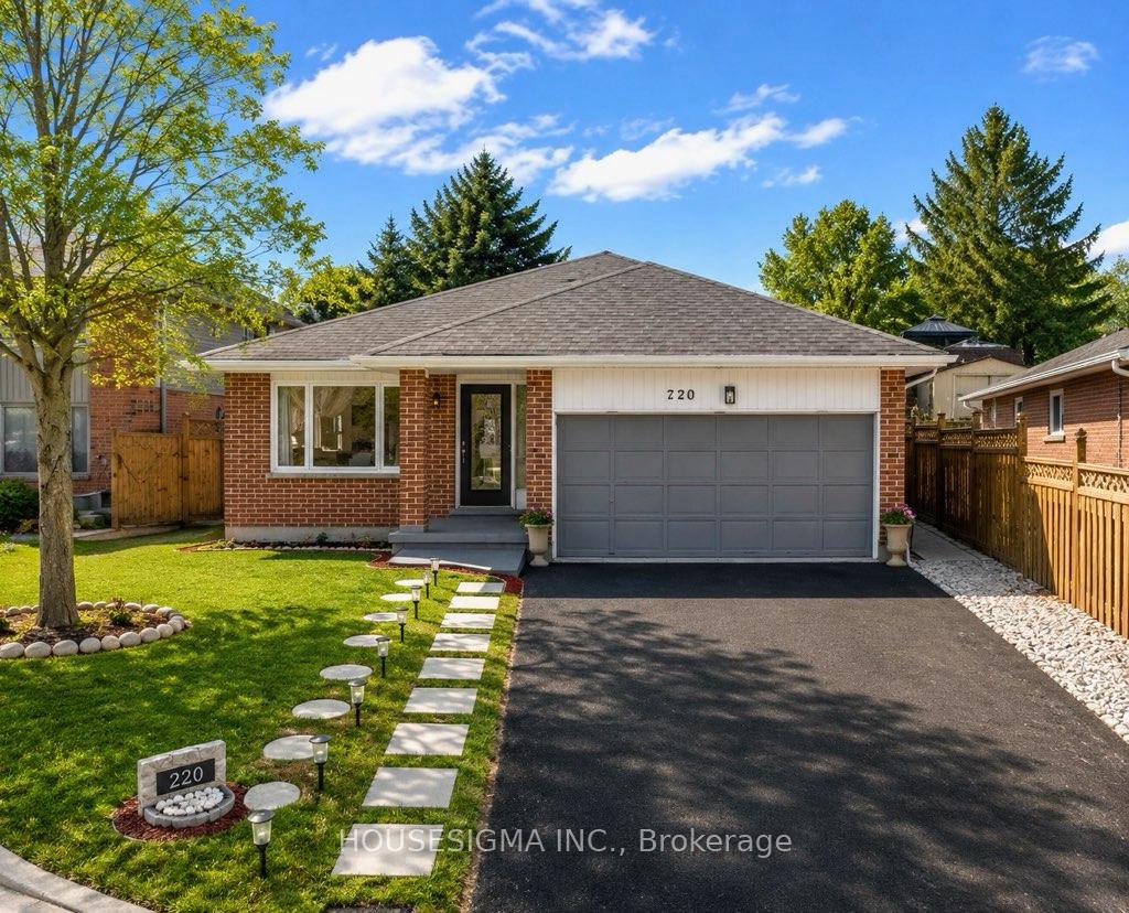 Photo of 220 Killarney Grove
