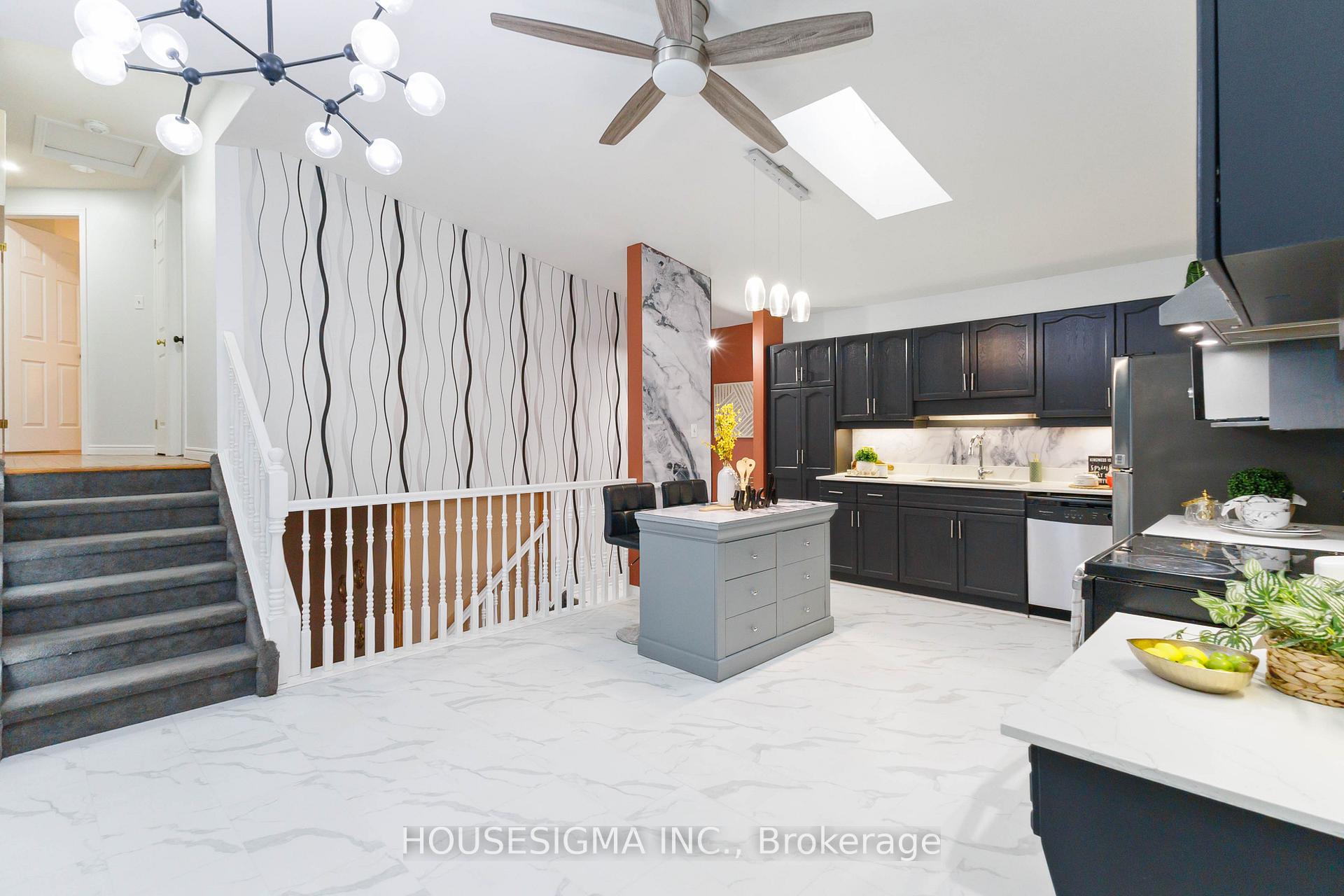 Photo 7 of 220 Killarney Grove, London, North H — HOMEH