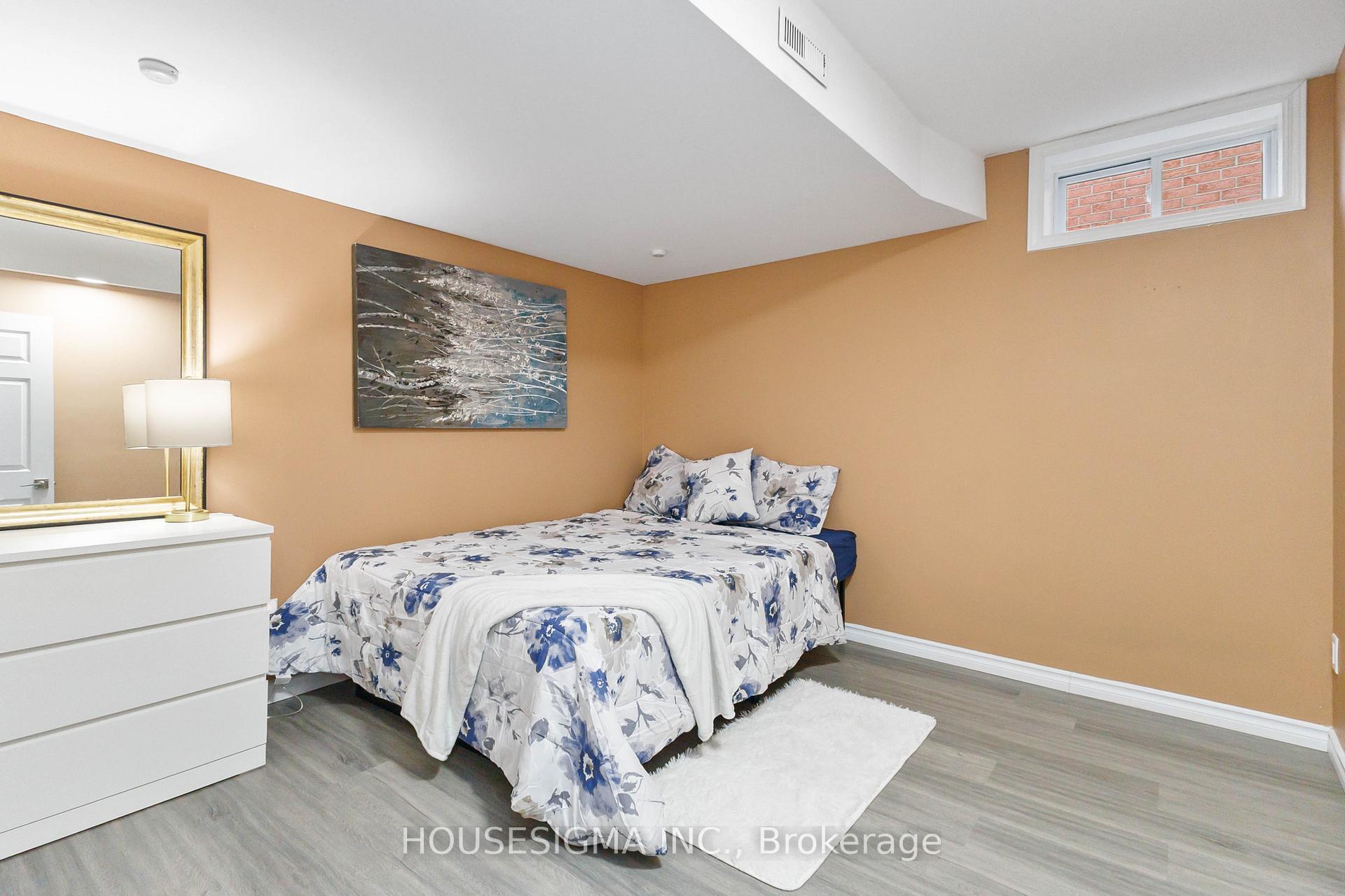 Photo 24 of 220 Killarney Grove, London, North H — HOMEH