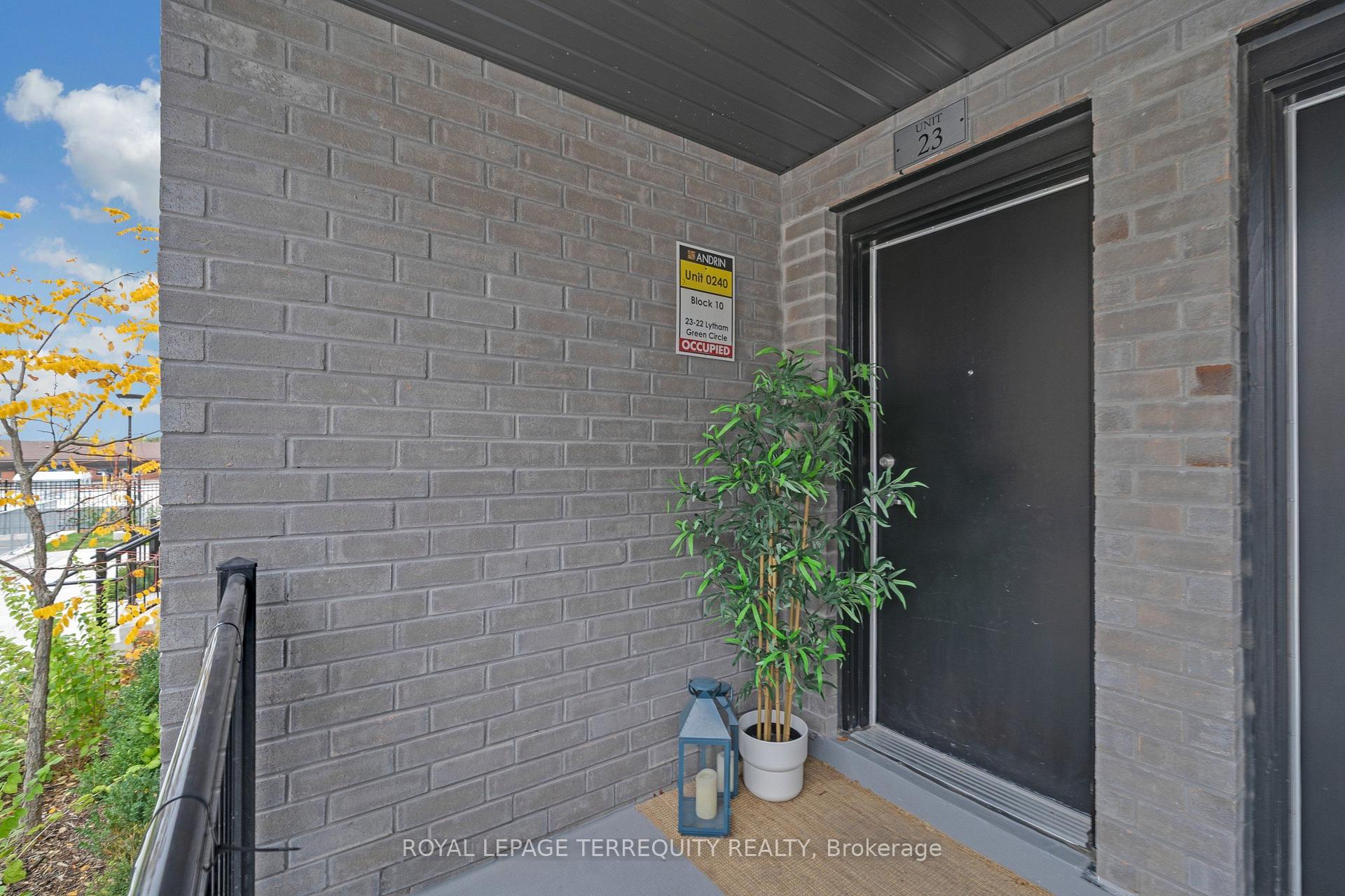 Photo 4 of Unit 23, 22 Lytham Green Circle, Newmarket, Glenway Estates — HOMEH