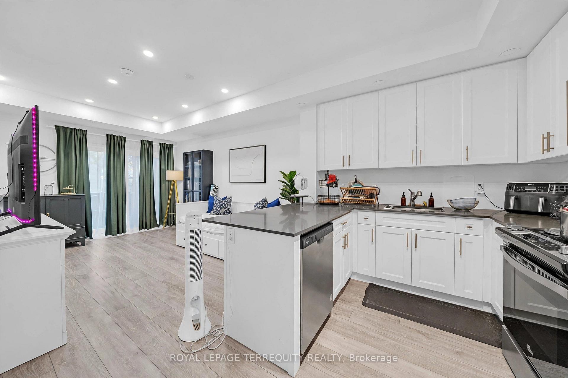 Photo 9 of Unit 23, 22 Lytham Green Circle, Newmarket, Glenway Estates — HOMEH