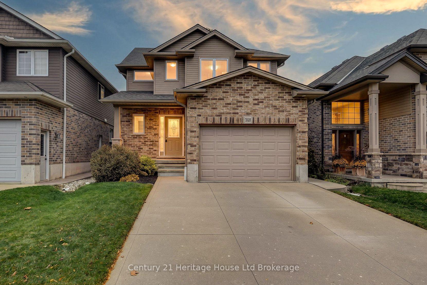 Photo of 1028 Alberni Street Road