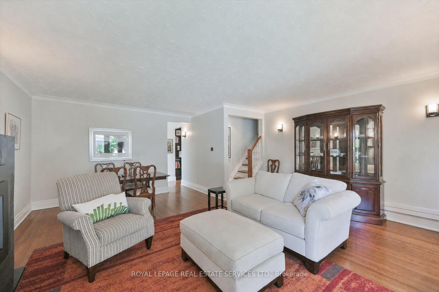Photo 10 of 25 Miles Road, Etobicoke, Mimico — HOMEH