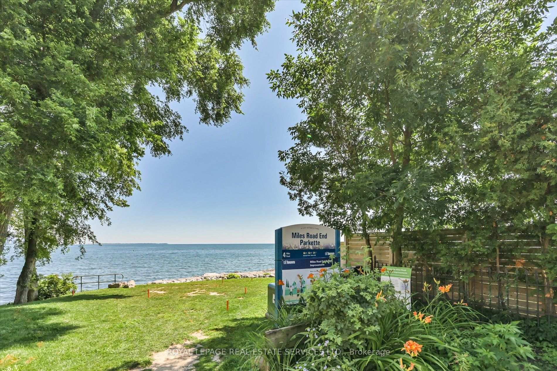 Photo 47 of 25 Miles Road, Etobicoke, Mimico — HOMEH