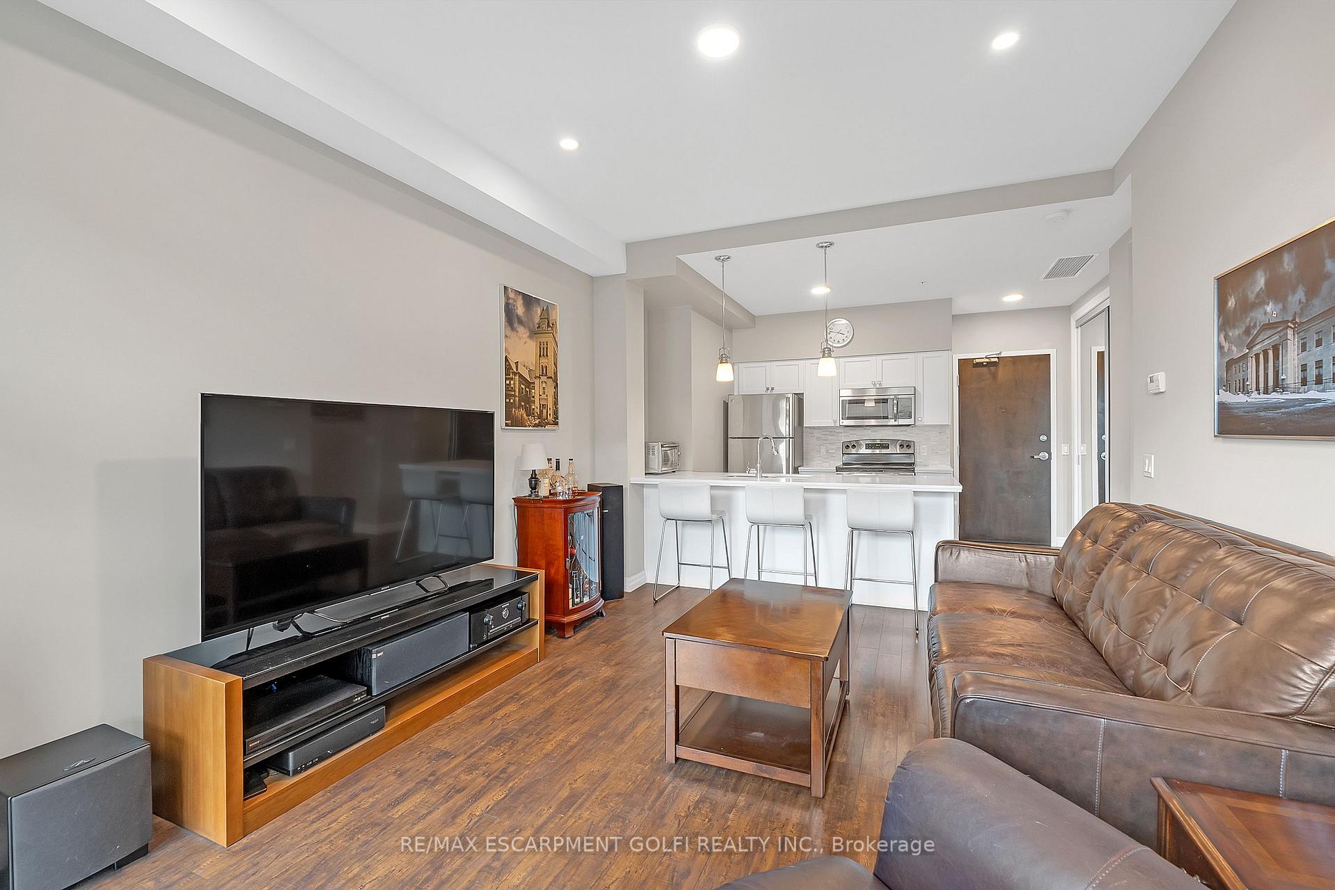 Photo 15 of Unit 1006, 112 King Street E, Hamilton, Beasley — HOMEH
