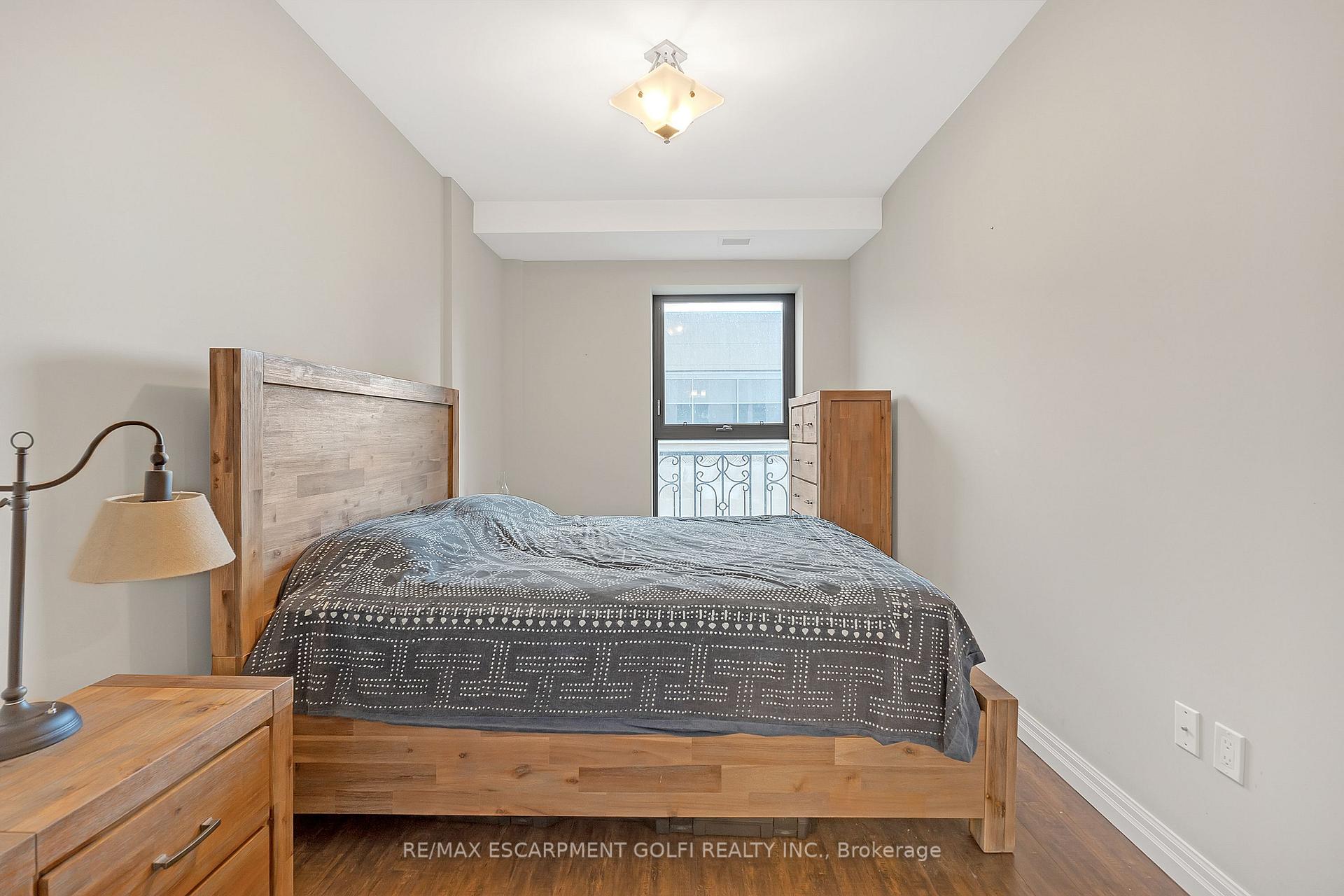 Photo 18 of Unit 1006, 112 King Street E, Hamilton, Beasley — HOMEH