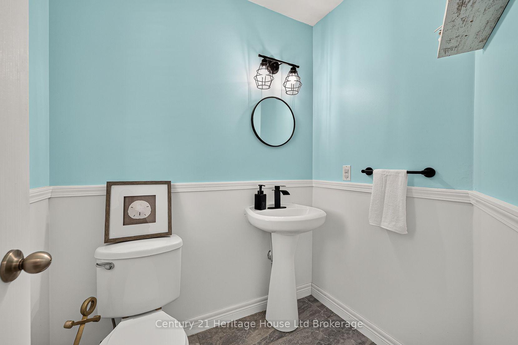 Photo 15 of 10 Potters Way, Woodstock, Woodstock - South — HOMEH