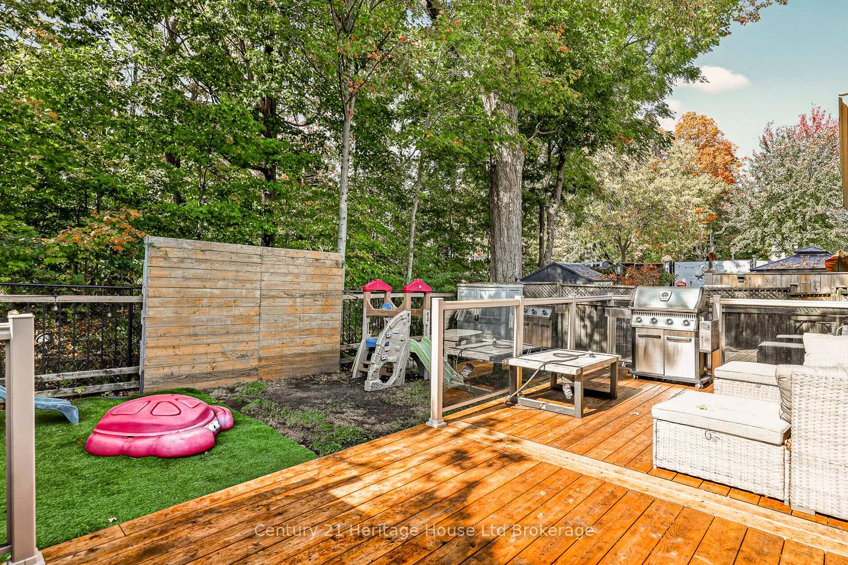 Photo 41 of 10 Potters Way, Woodstock, Woodstock - South — HOMEH